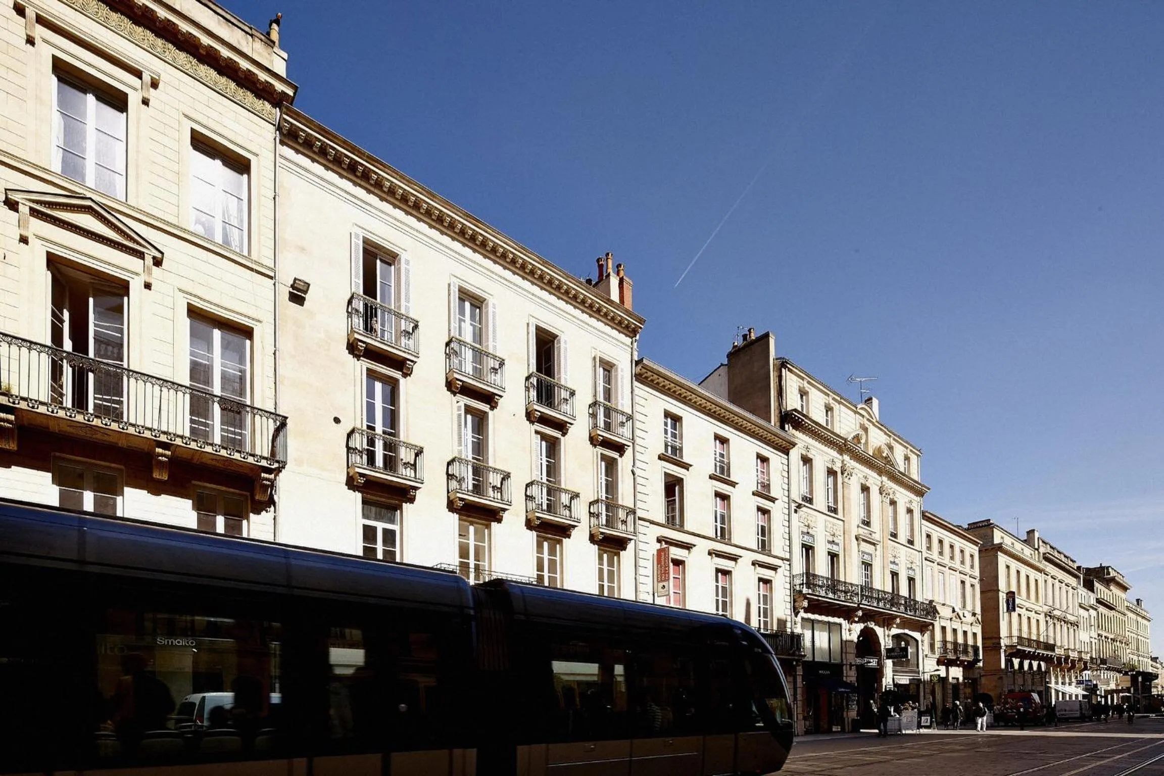 Property building in Maison d'hôtes Bordeaux Centre Le Patio de l'Intendance