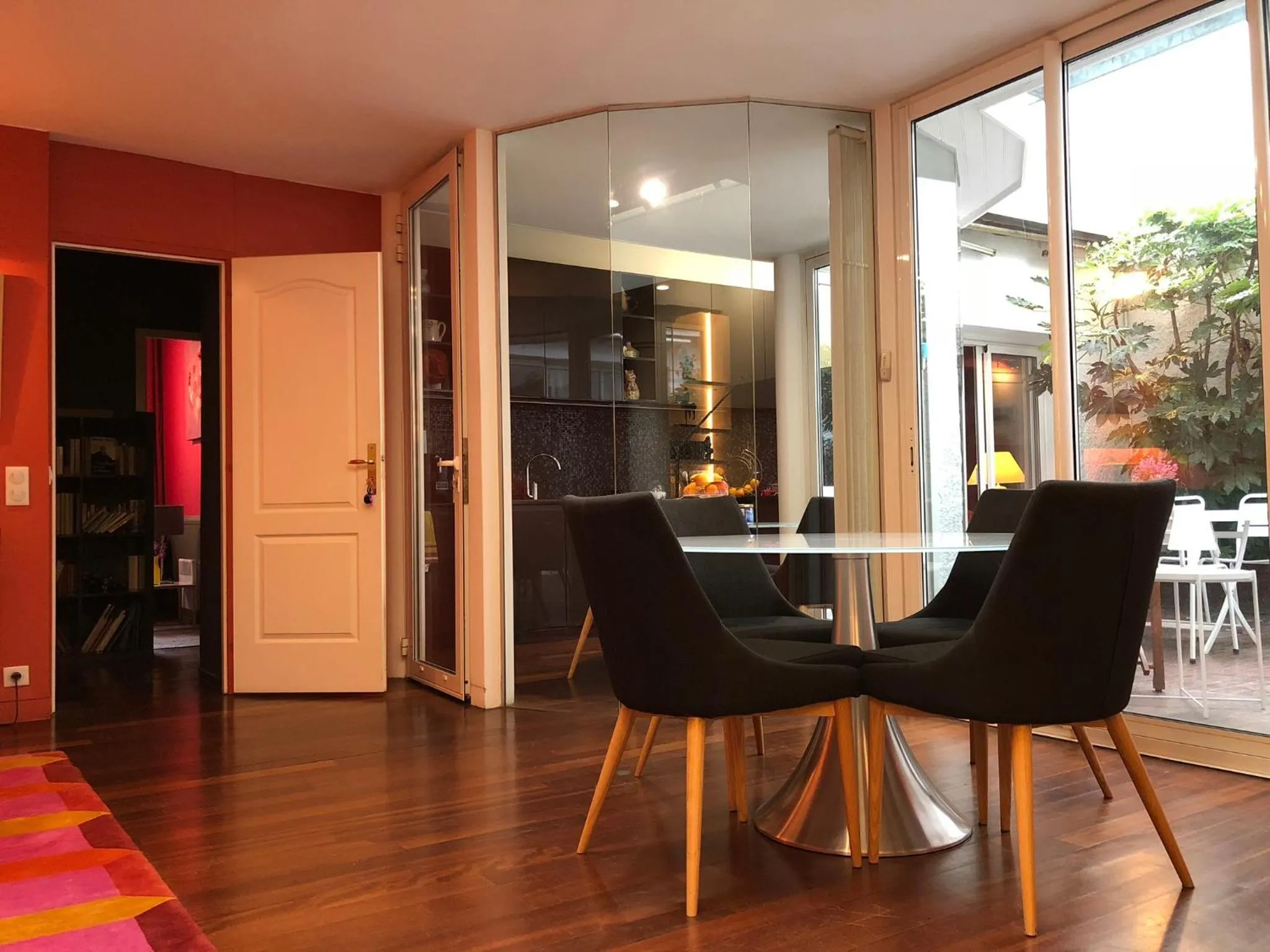 Living room in Maison d'hôtes Bordeaux Centre Le Patio de l'Intendance