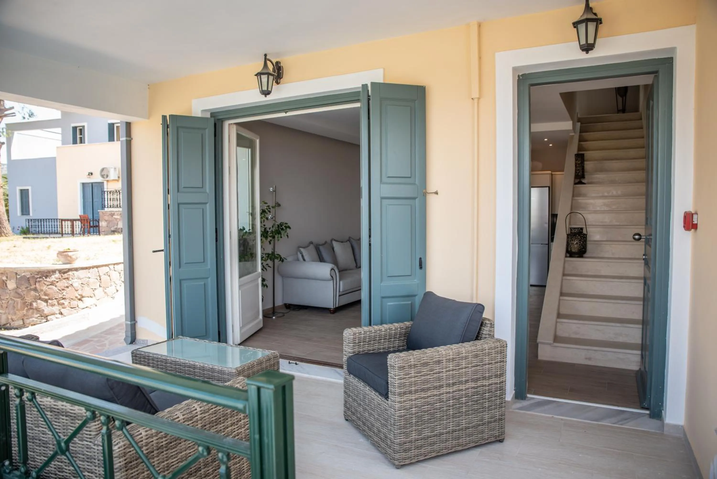 Balcony/Terrace in Alma Hotel