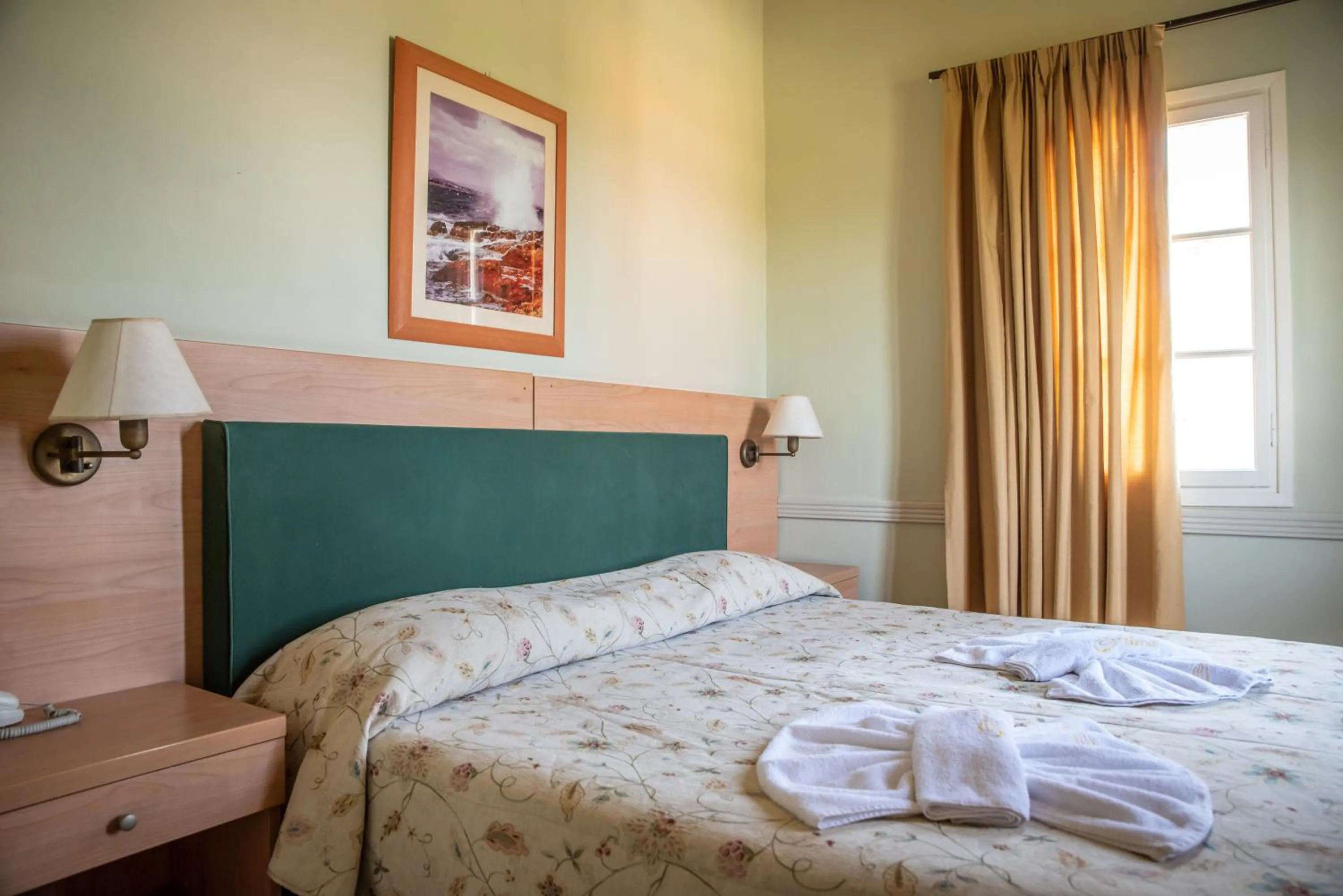 Bed in Alma Hotel