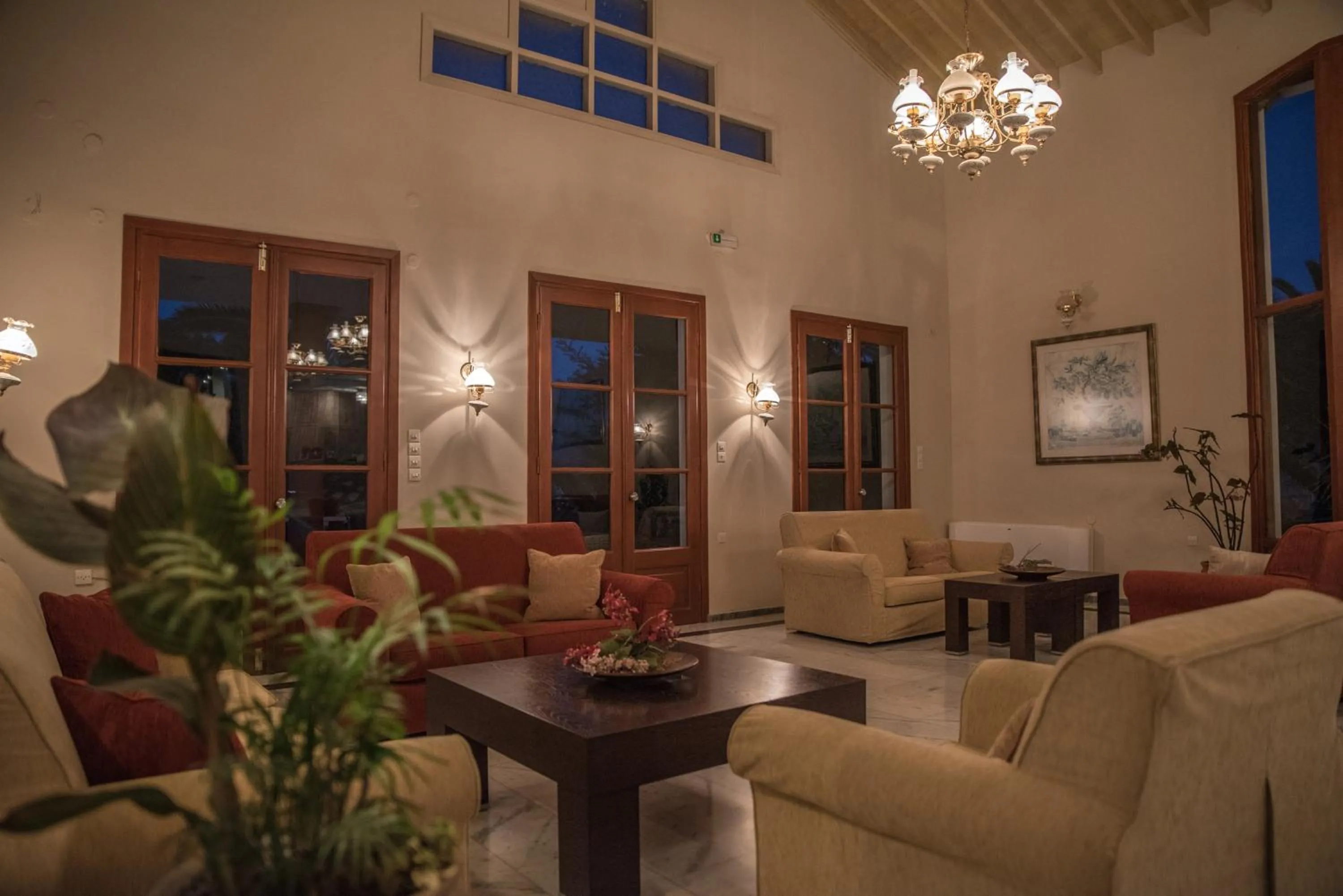 Living room in Alma Hotel