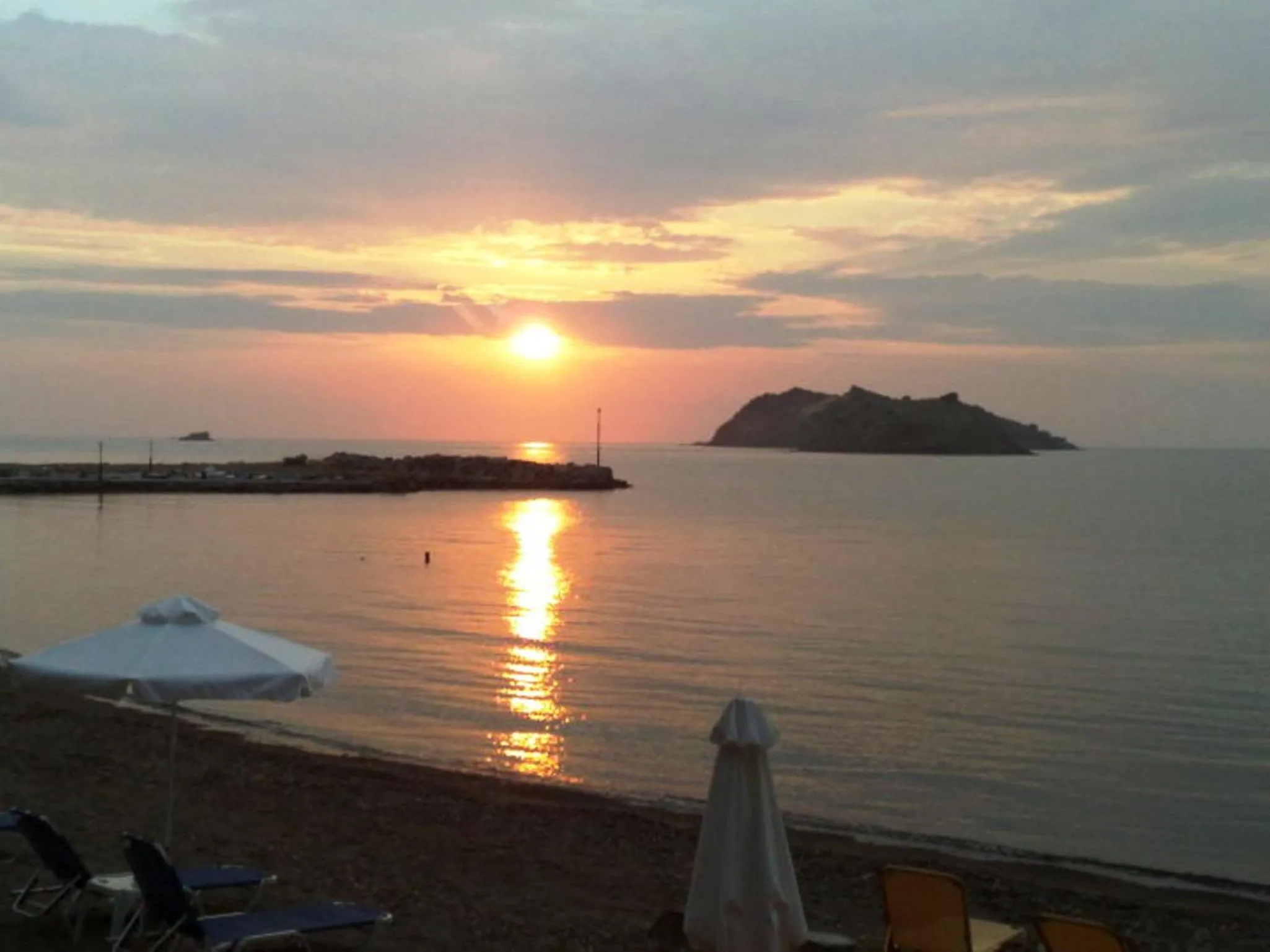 Beach in Alma Hotel