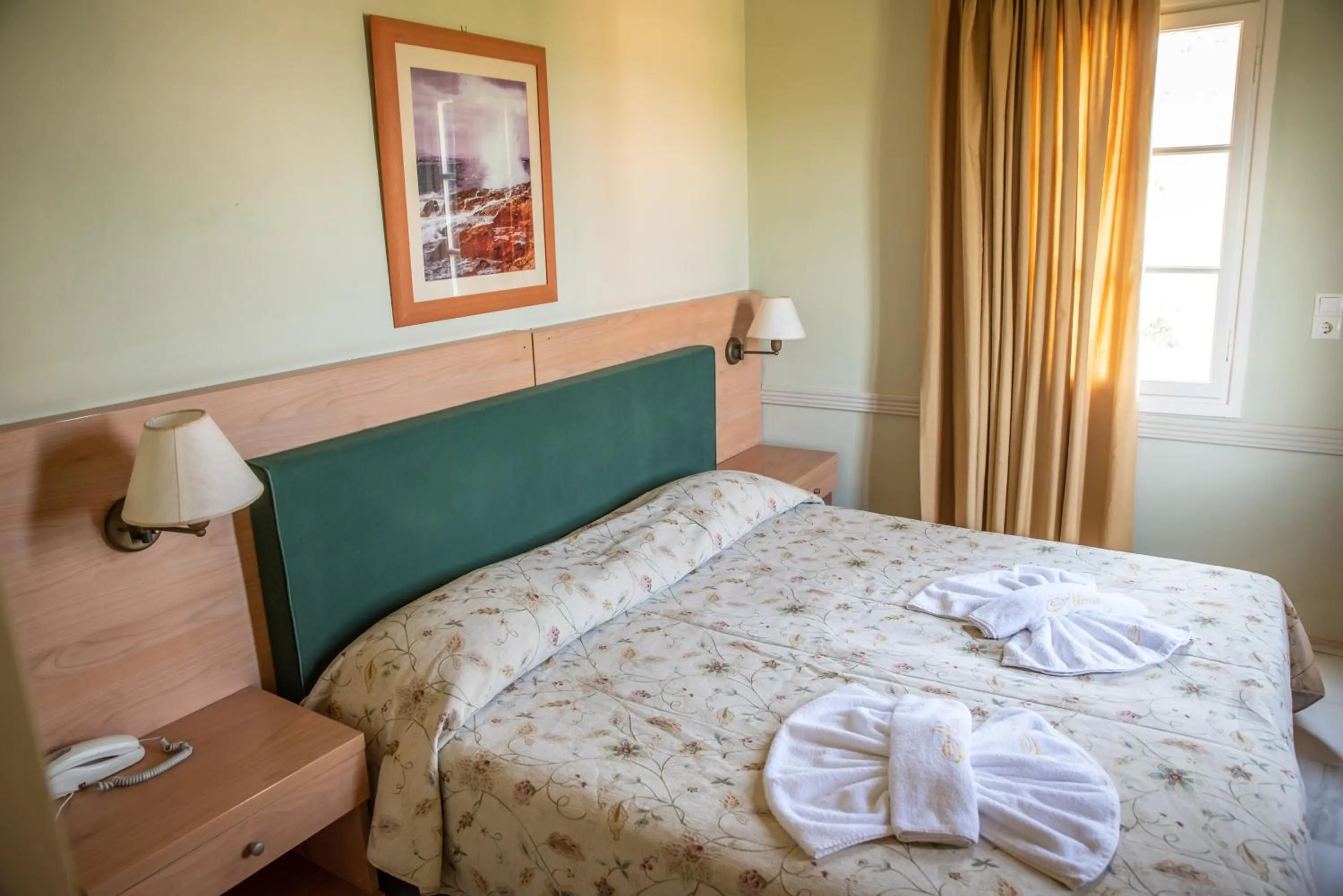 Bed in Alma Hotel