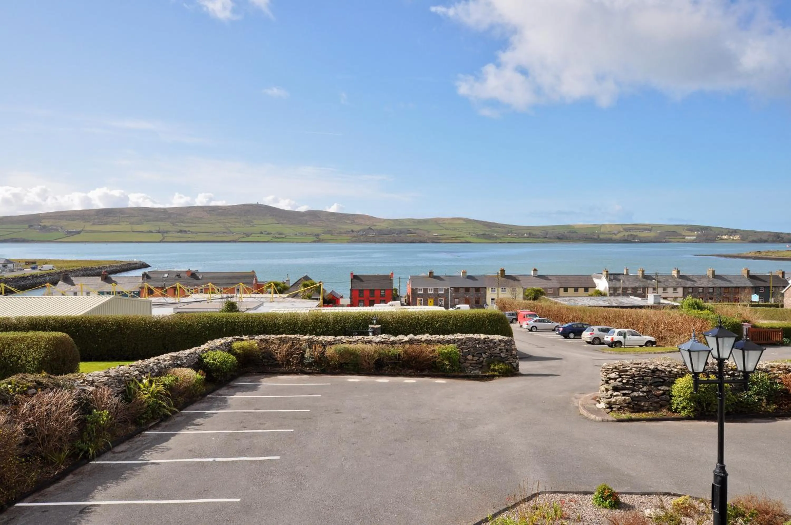 Area and facilities in Dingle Harbour Lodge B&B