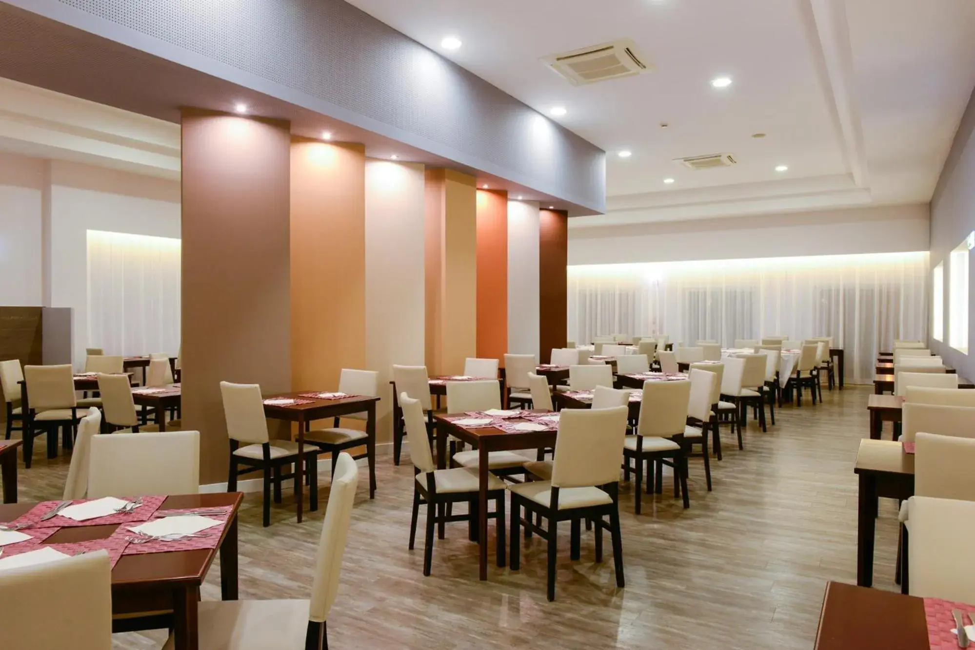 Restaurant/places to eat in 3HB Clube Humbria - All Inclusive Restaurant/places to eat in 3HB Clube Humbria - All Inclusive