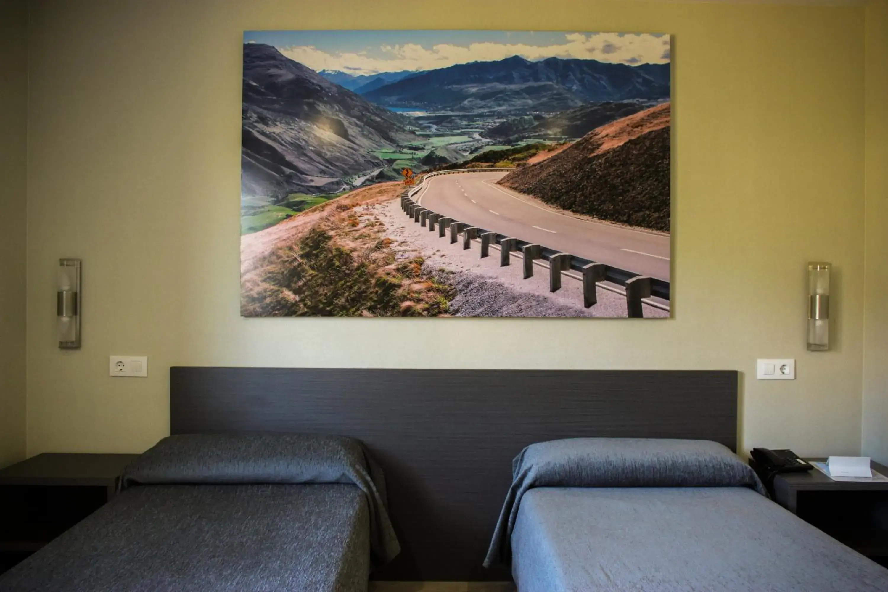 Twin Room in Hotel Nacional Twin Room in Hotel Nacional