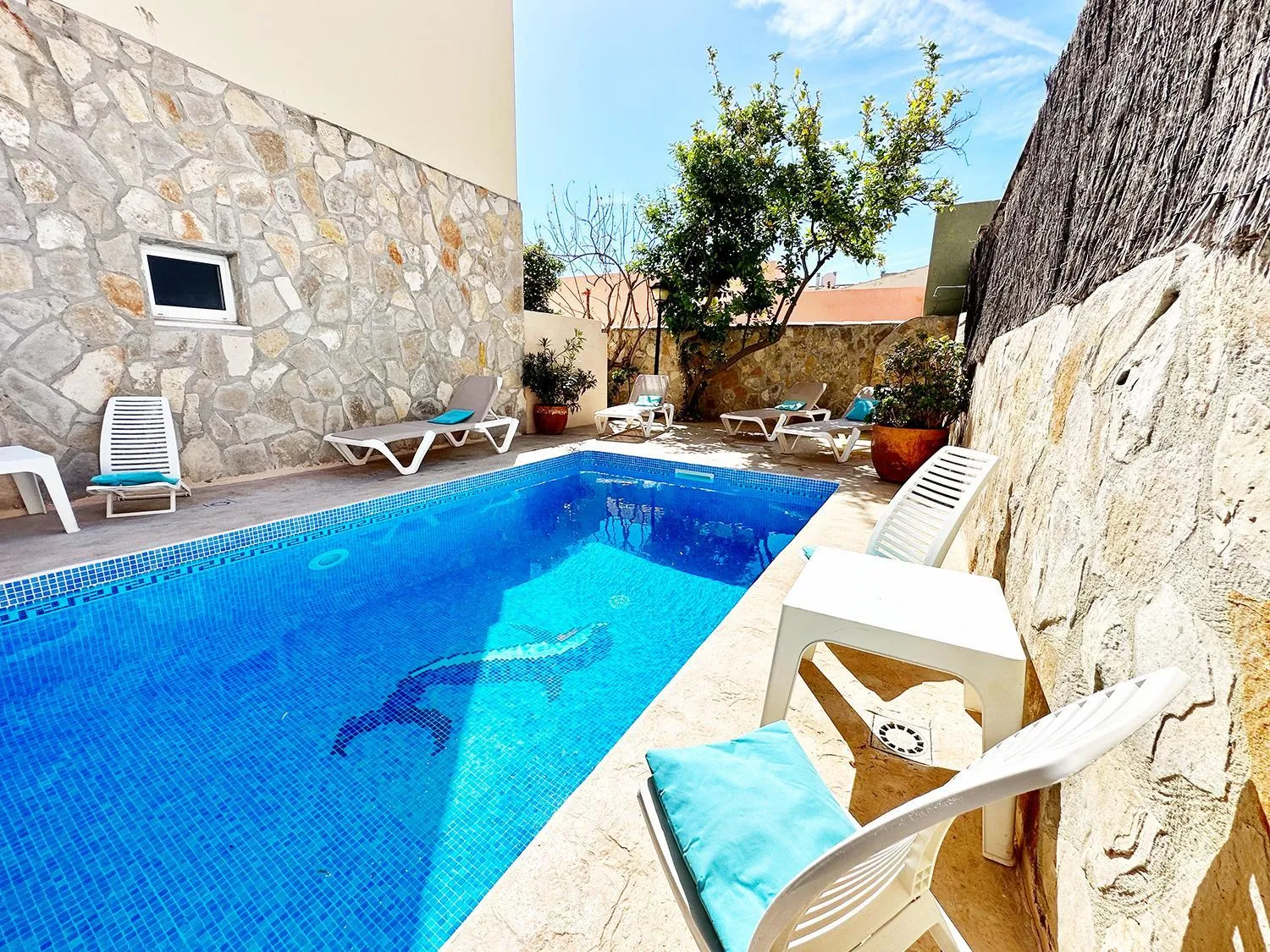 Swimming pool in Hotel Marbel