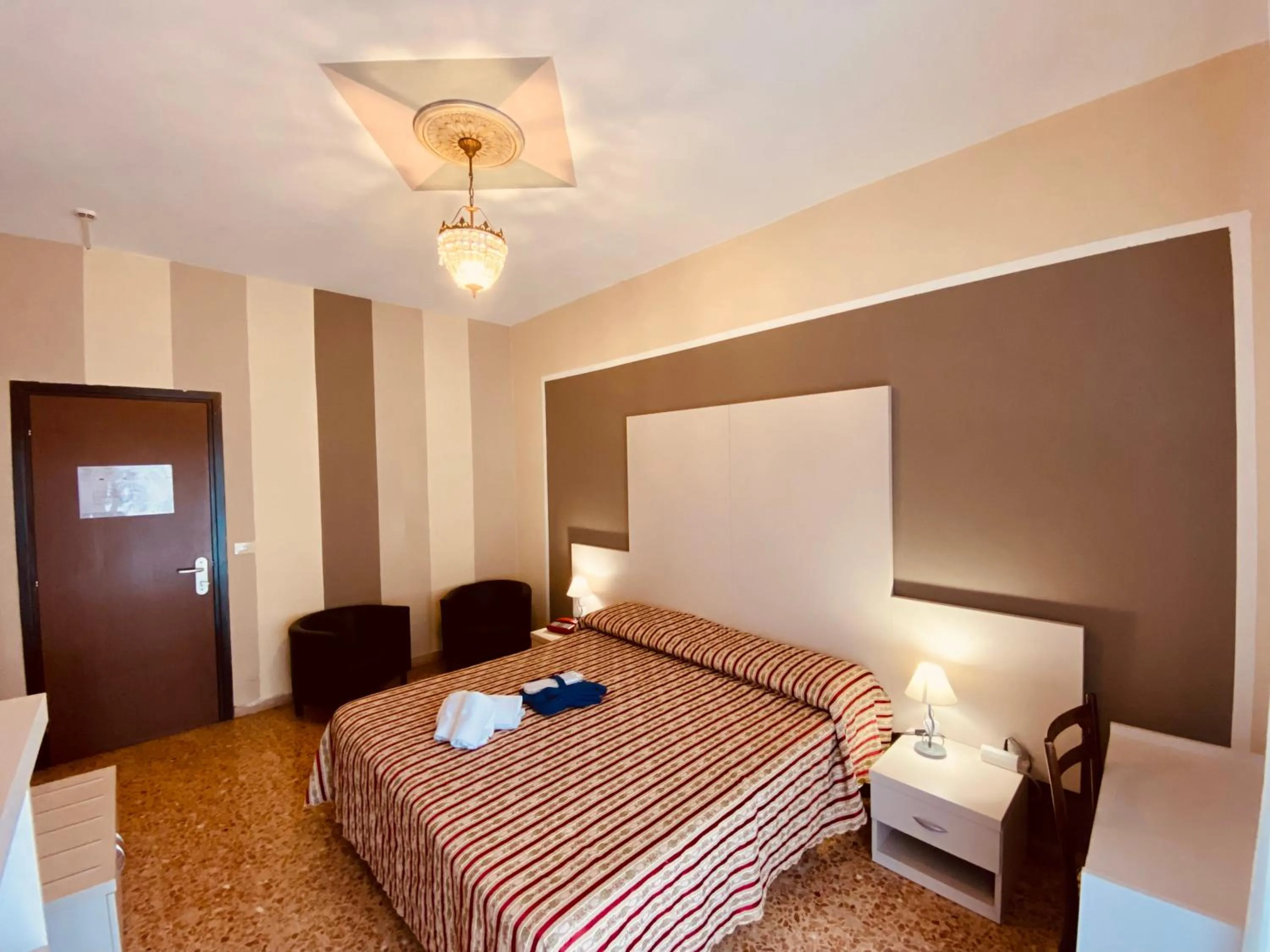 Bed in Art Hotel Pandos