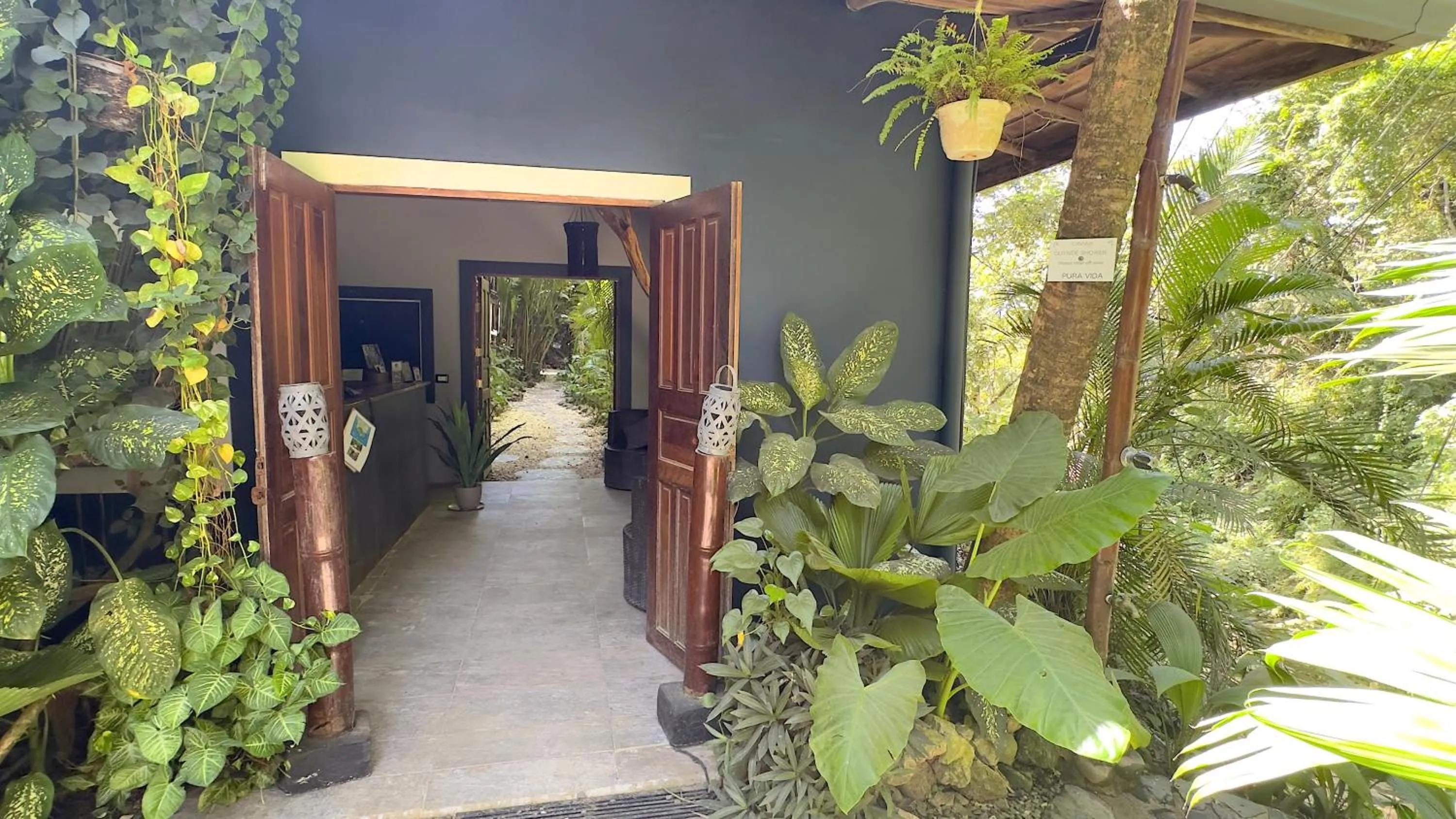 Property building in Canaima Chill House