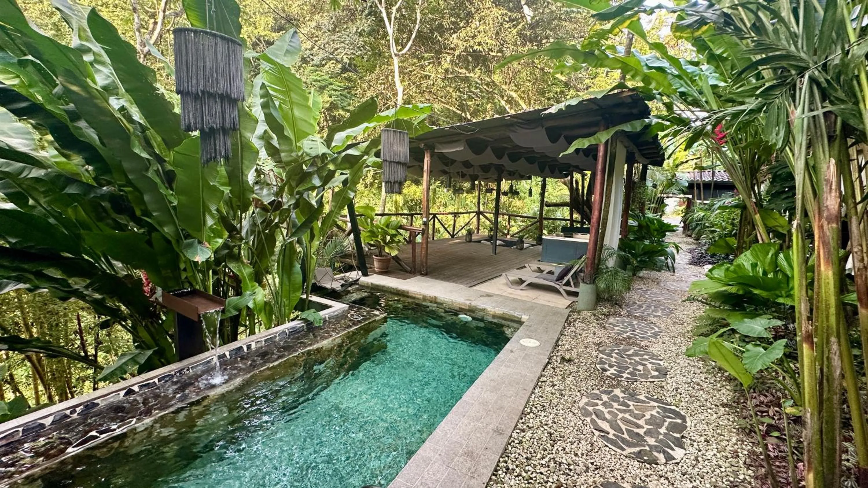 Pool view in Canaima Chill House