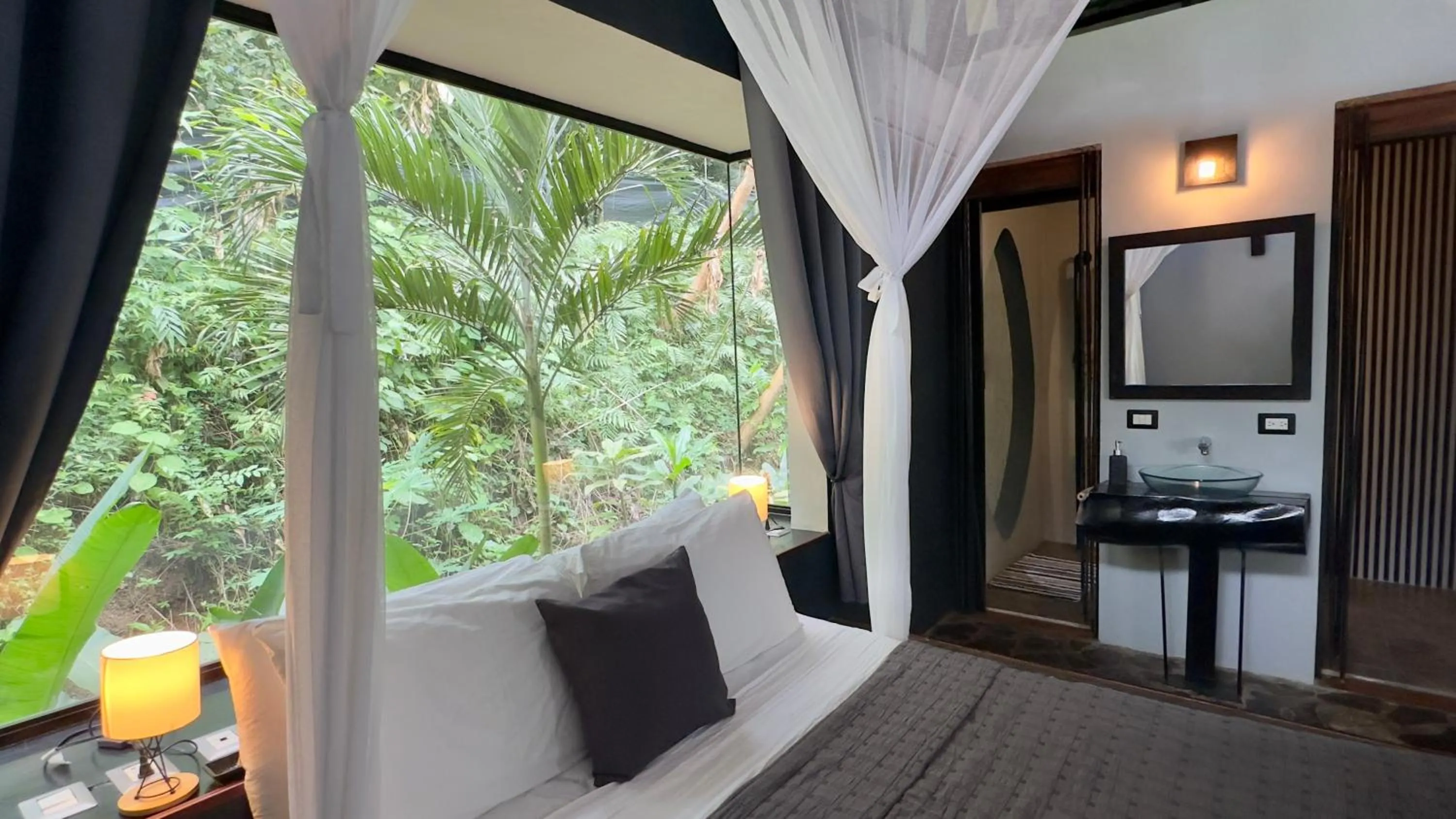 Bed in Canaima Chill House