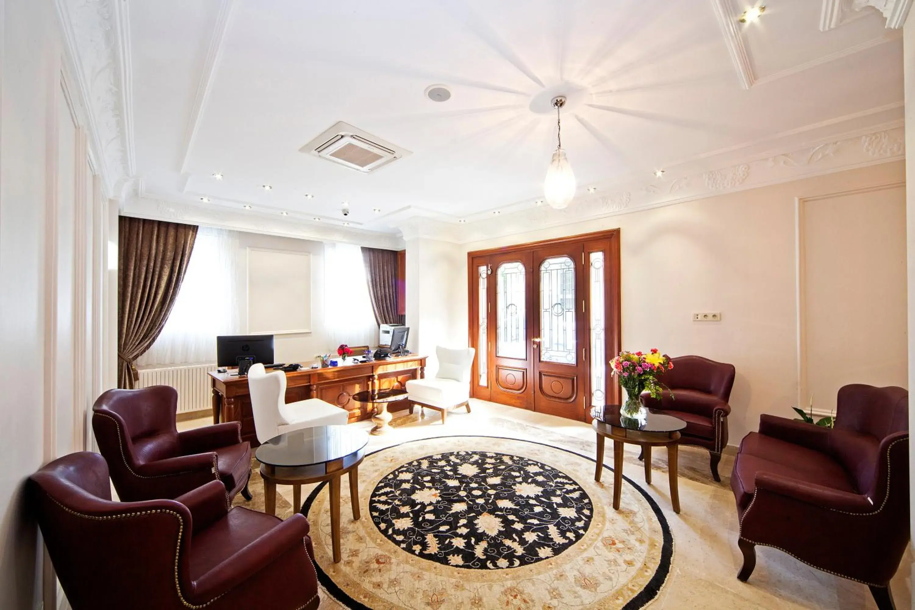 Lobby or reception in Aren Suites Lobby or reception in Aren Suites