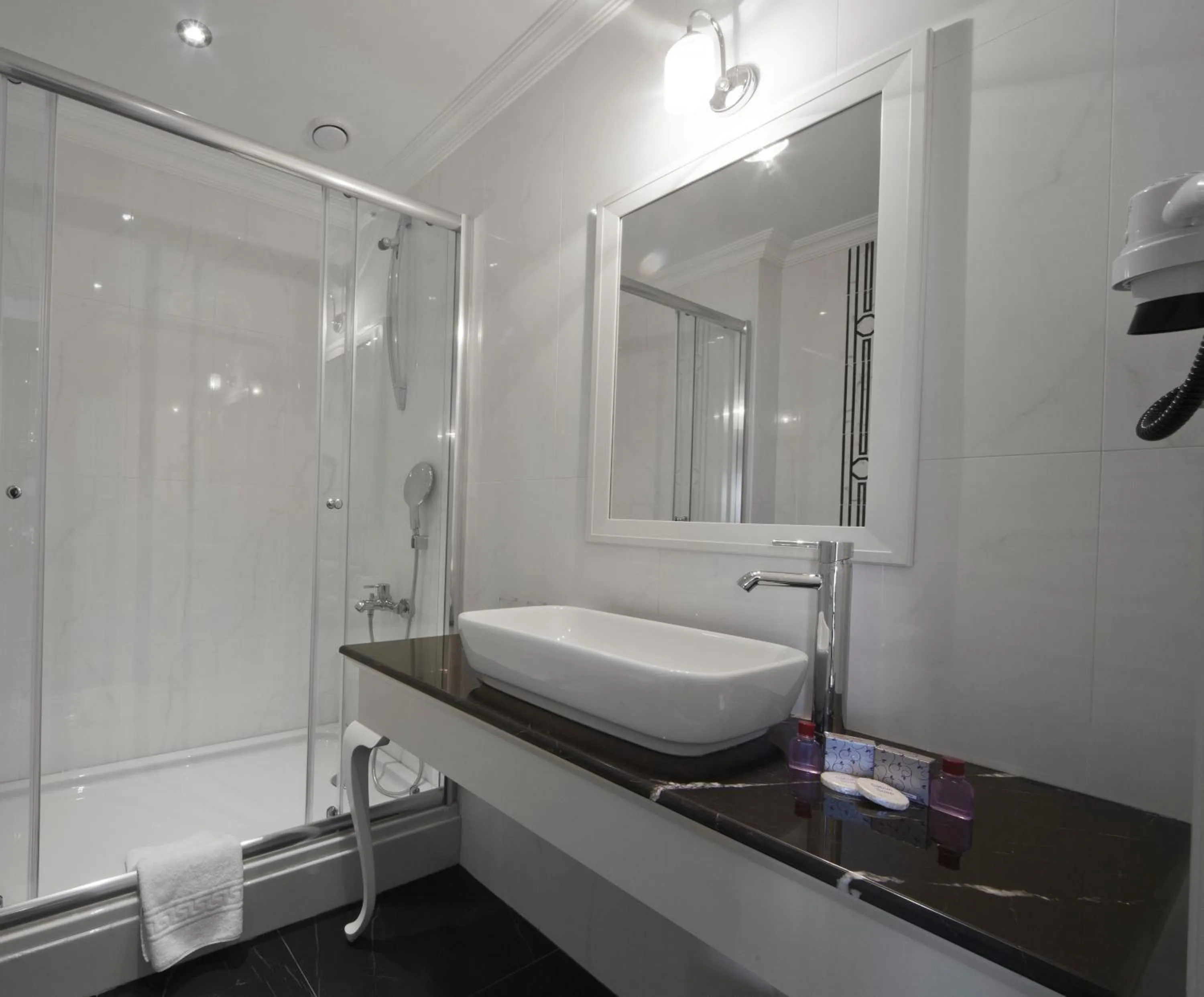 Bathroom in Aren Suites