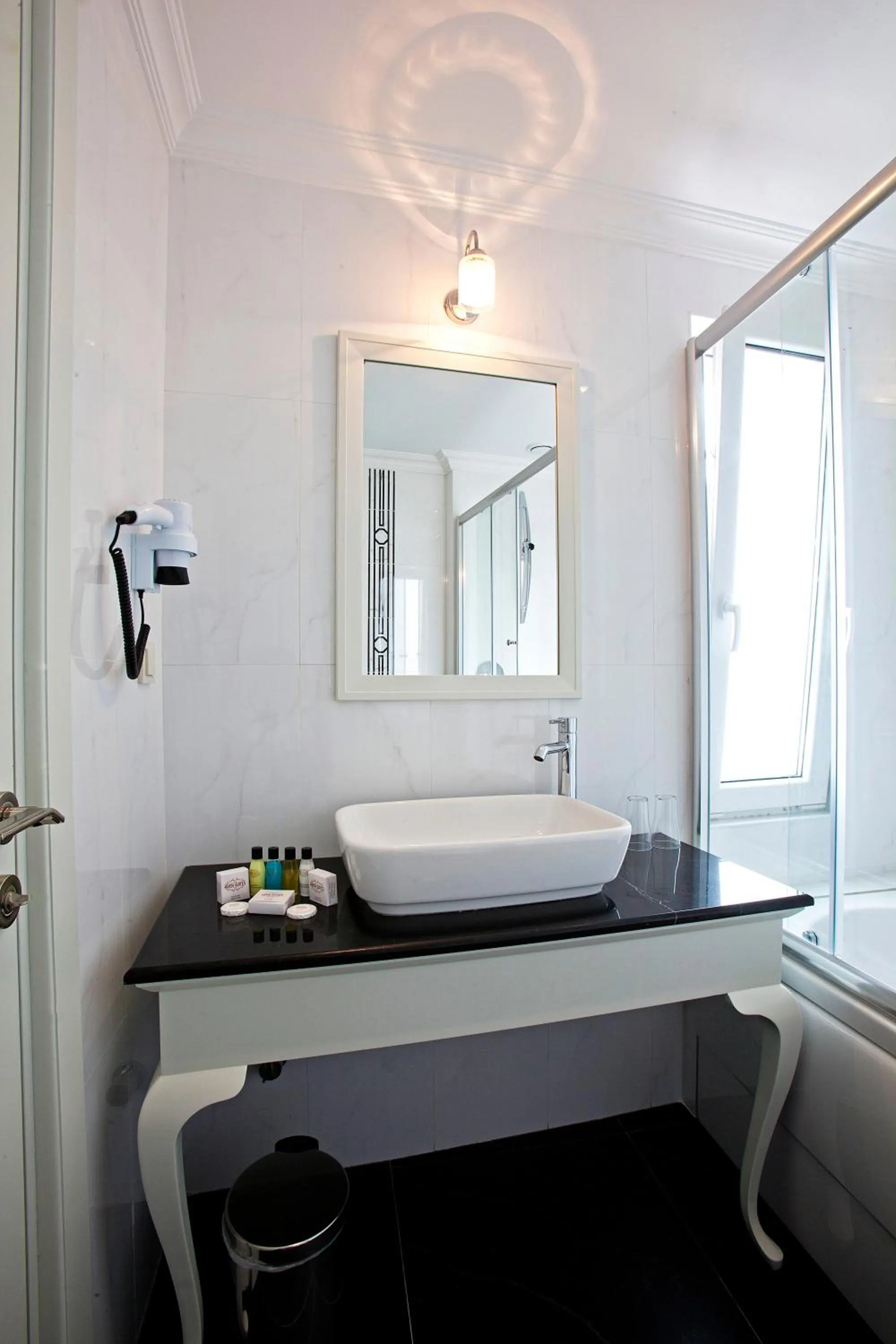 Bathroom in Aren Suites
