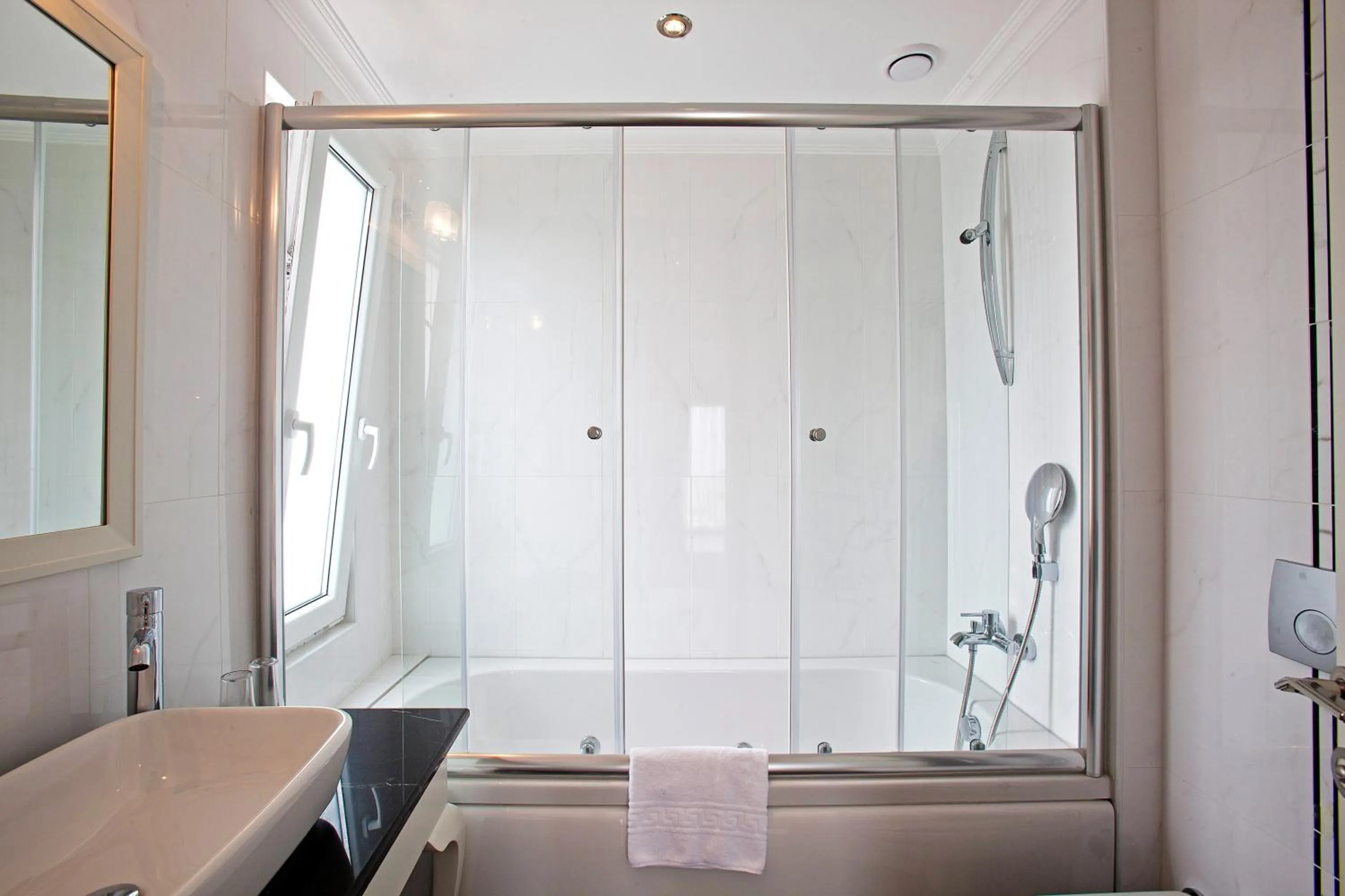 Bathroom in Aren Suites