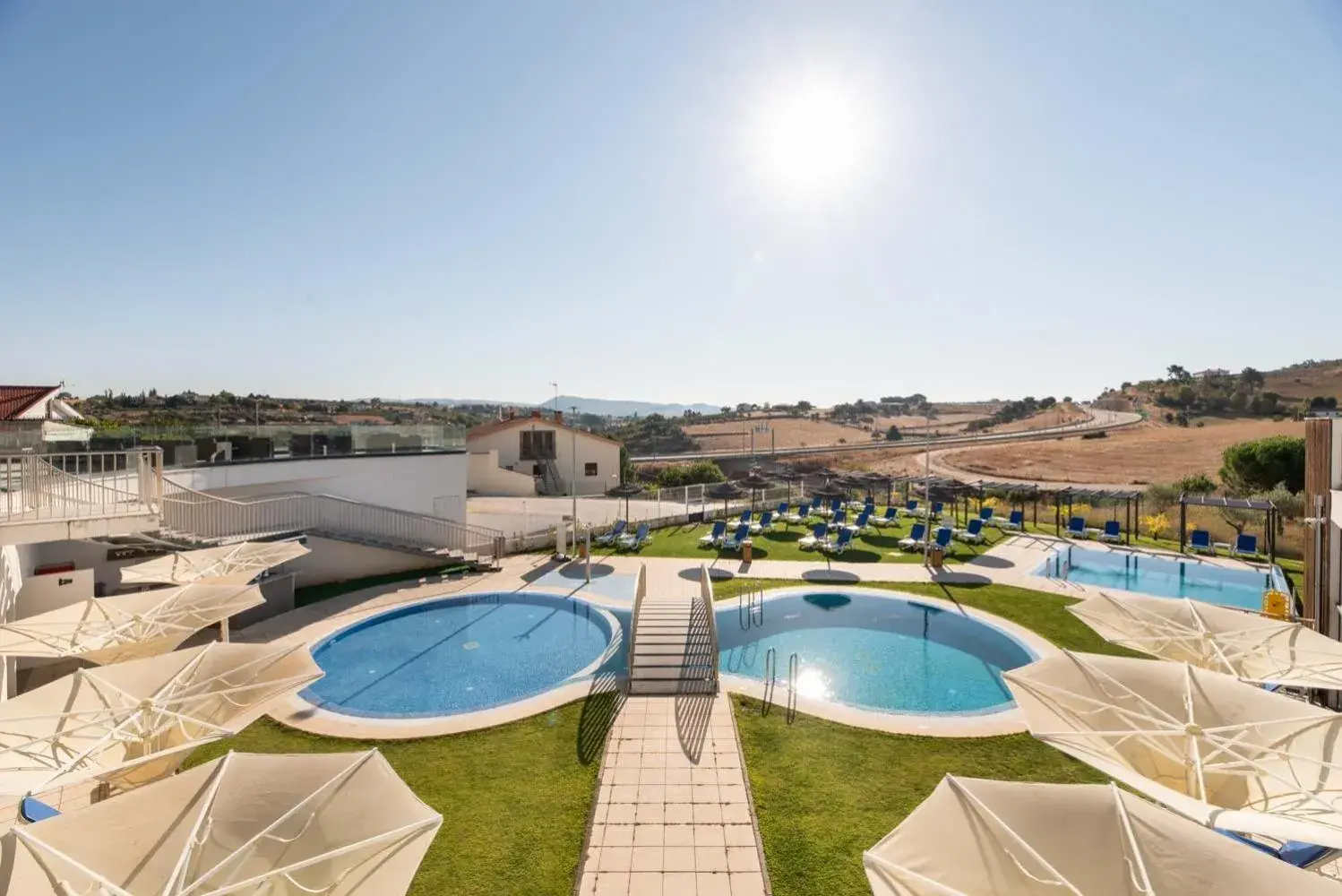 Swimming pool in Exe São Lázaro Swimming pool in Exe São Lázaro