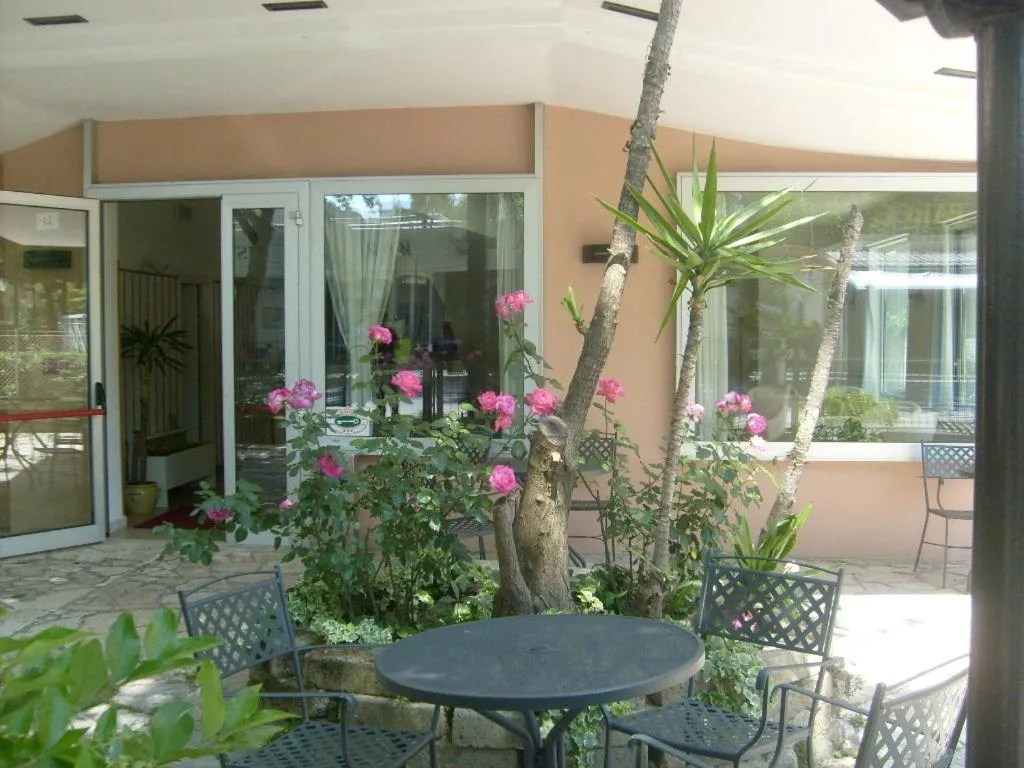 Spring in Hotel Bel Air Frontemare