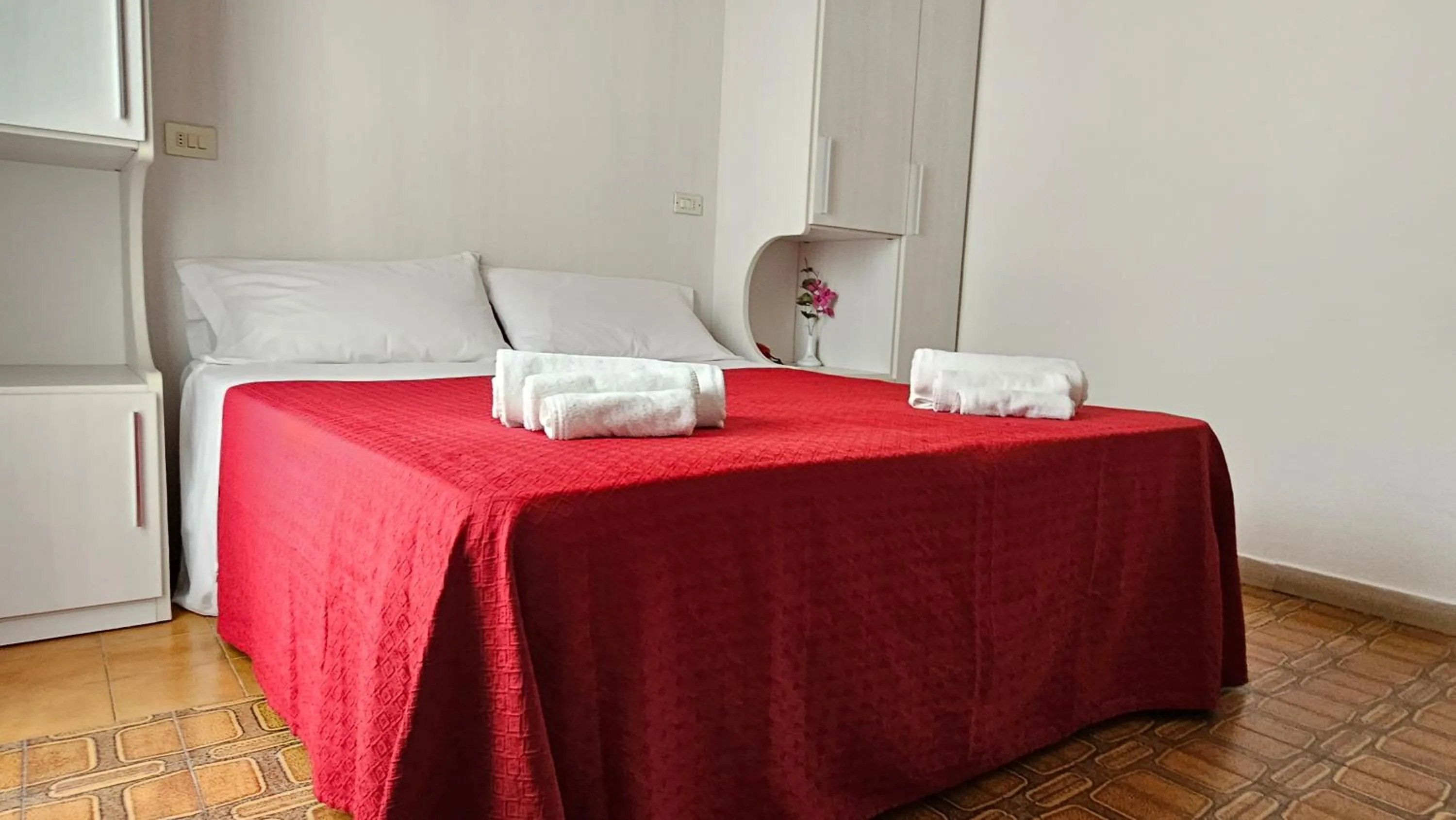 Bedroom, Bed in Hotel Bel Air Frontemare
