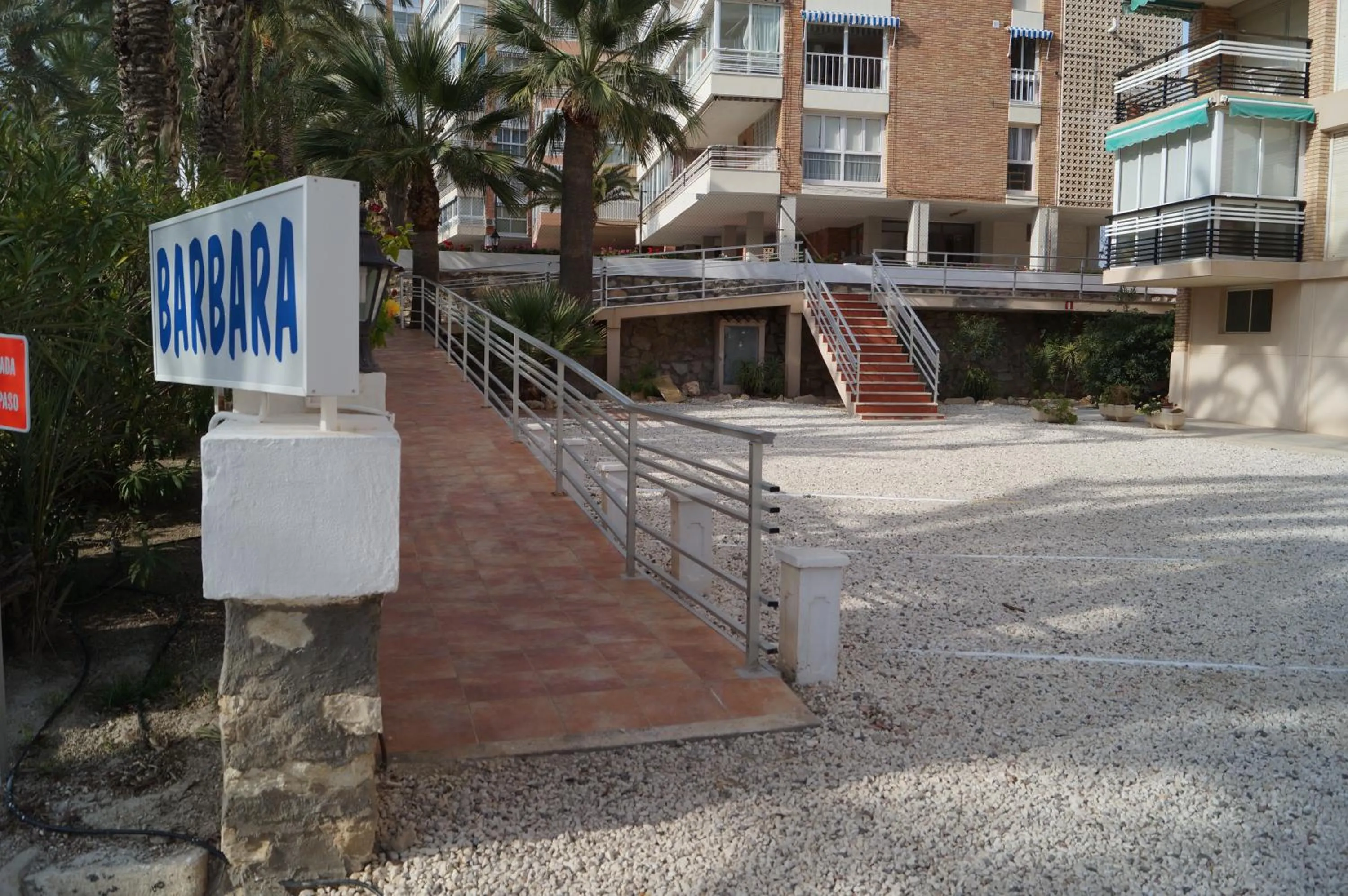 Facade/entrance in barbara 20 playa muchavista alicante