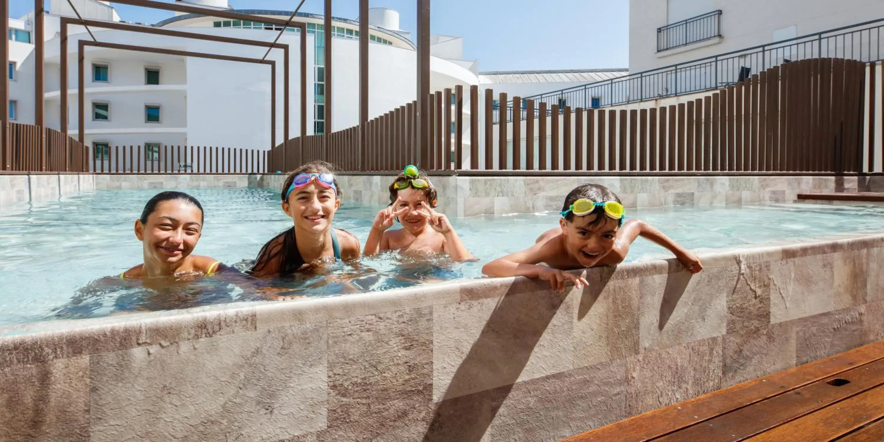 Swimming pool in Hotel Estrela De Fatima Swimming pool in Hotel Estrela De Fatima