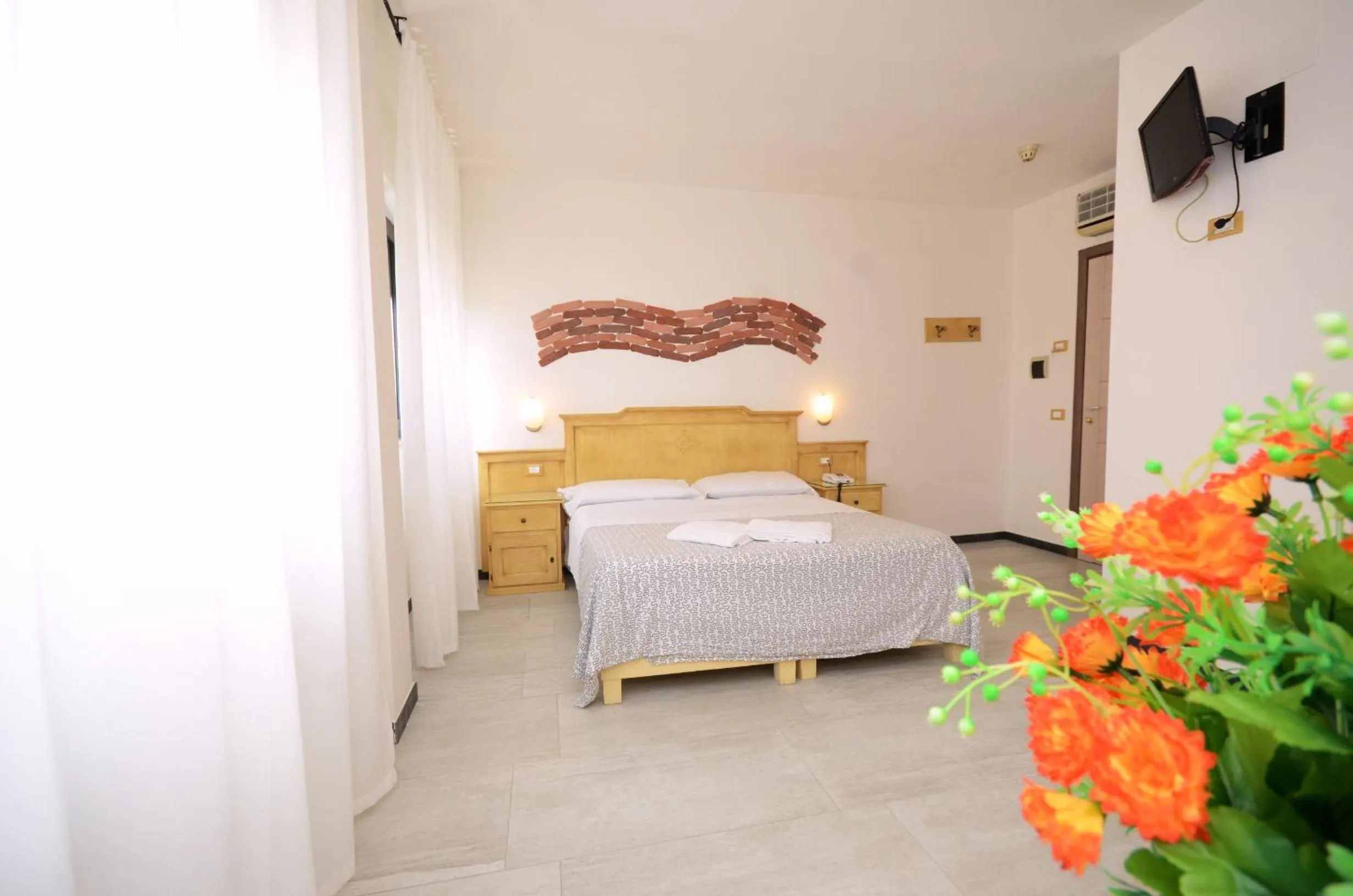 Bedroom, Bed in Hotel Clinton