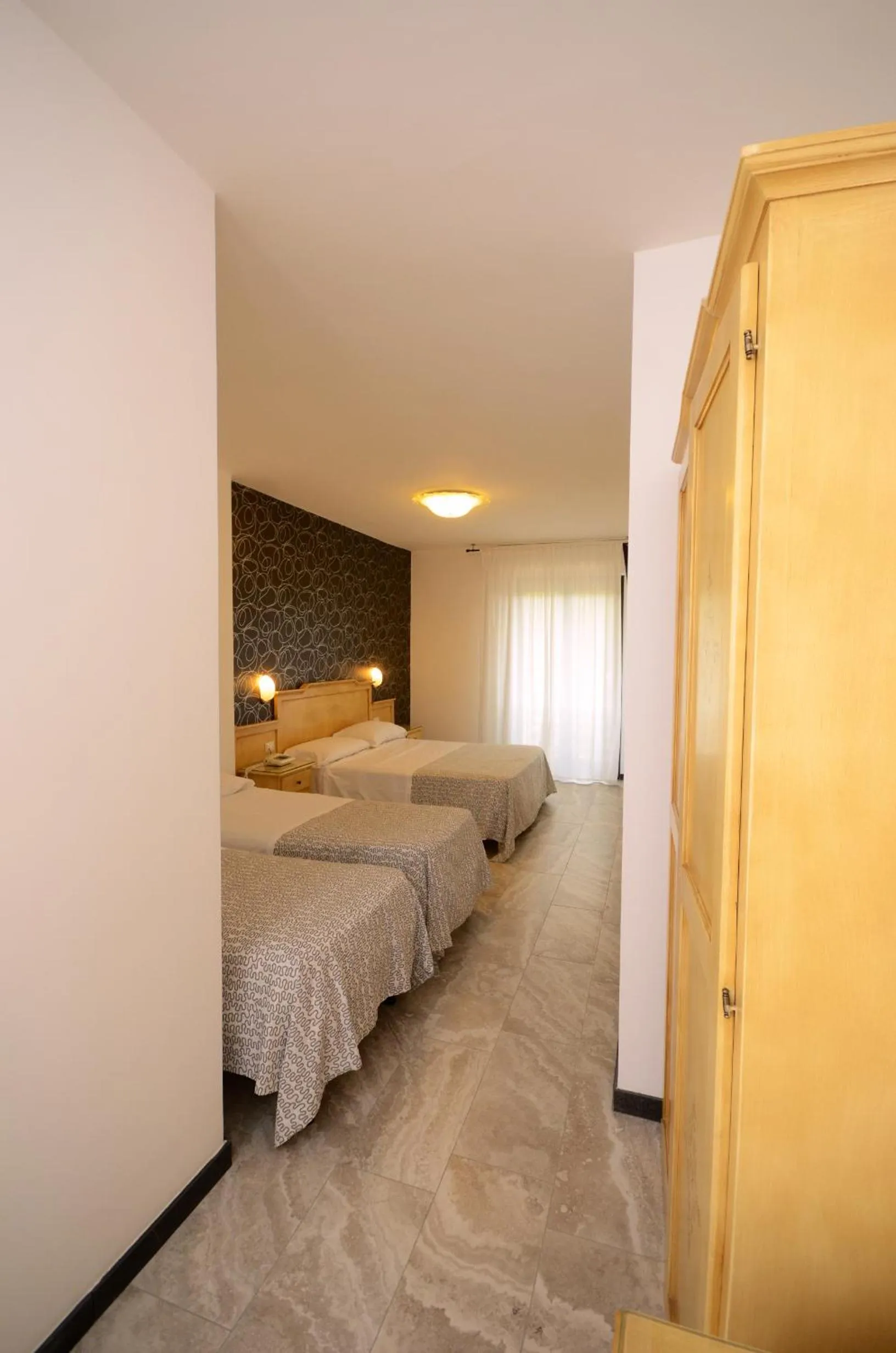 Bedroom, Bed in Hotel Clinton