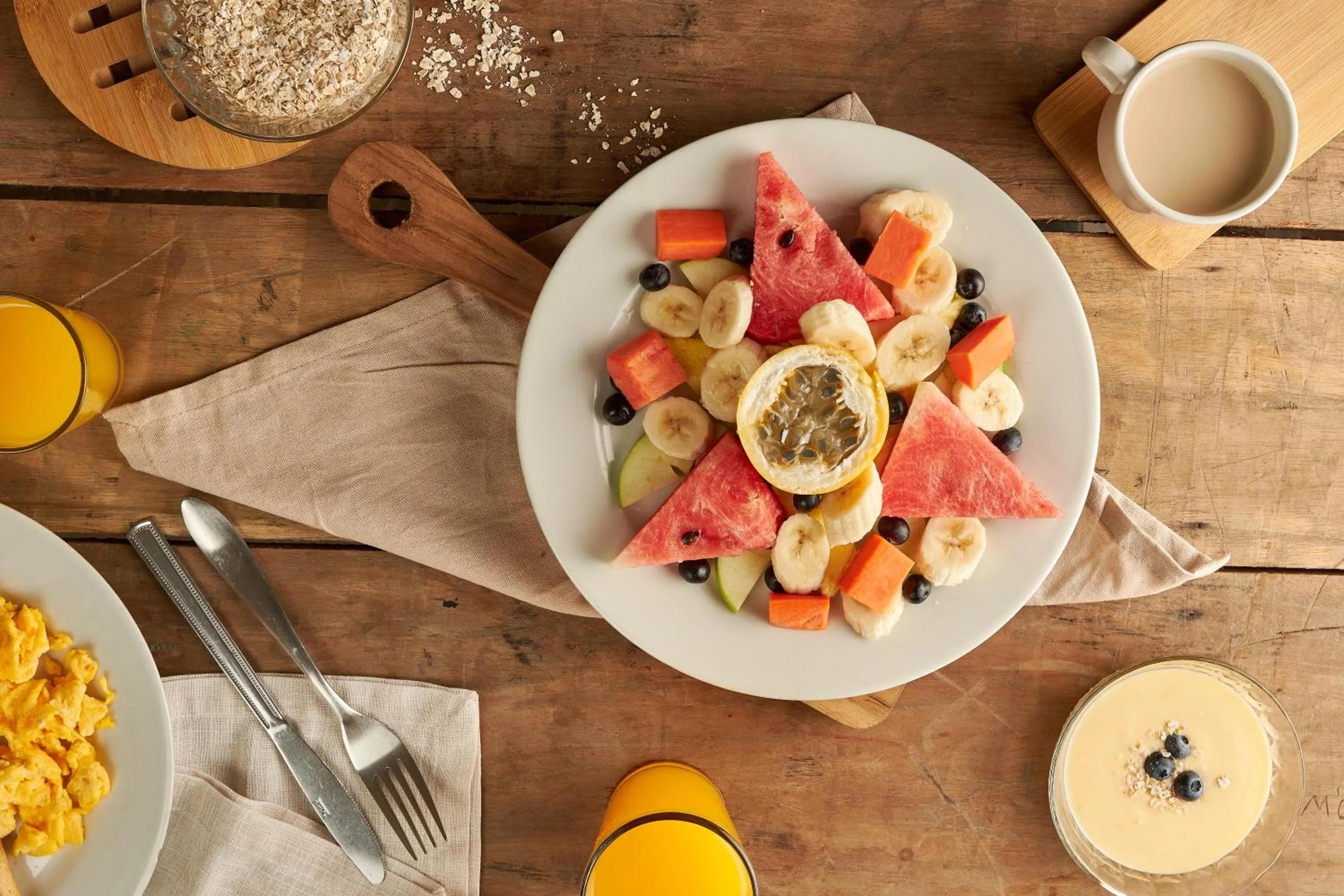 Restaurant/places to eat in Genesis Hotel