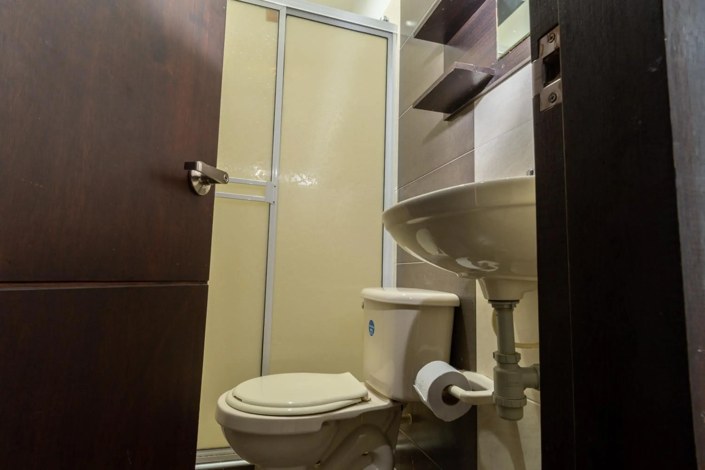 Twin Room in Genesis Hotel Twin Room in Genesis Hotel