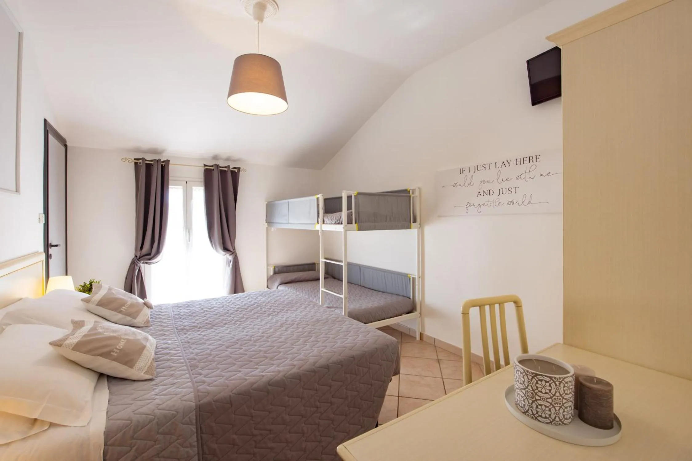 Bed in Hotel Il Nido