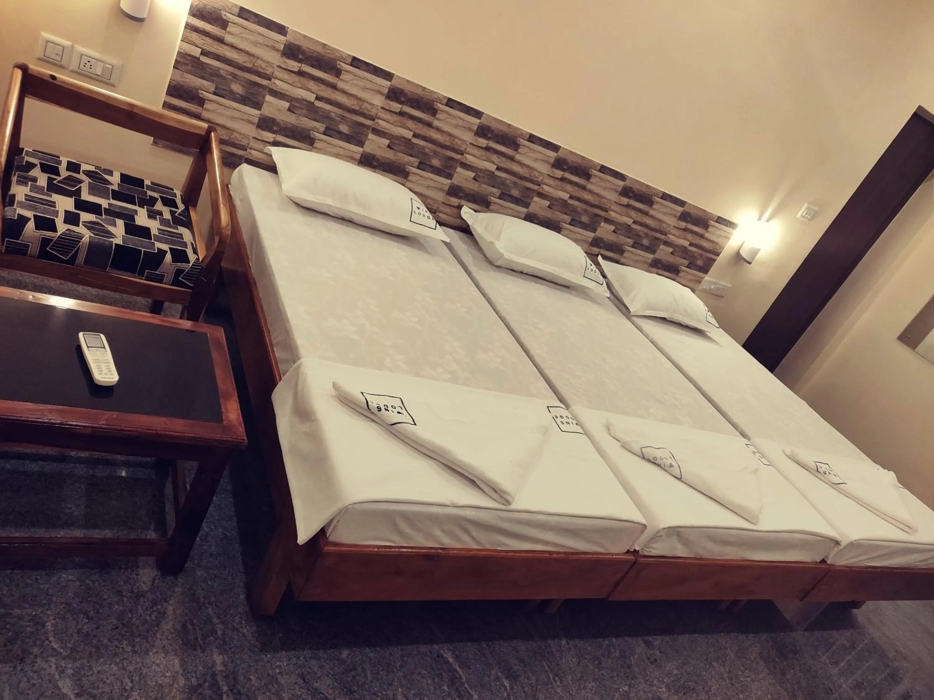 Bed in Hotel Wins