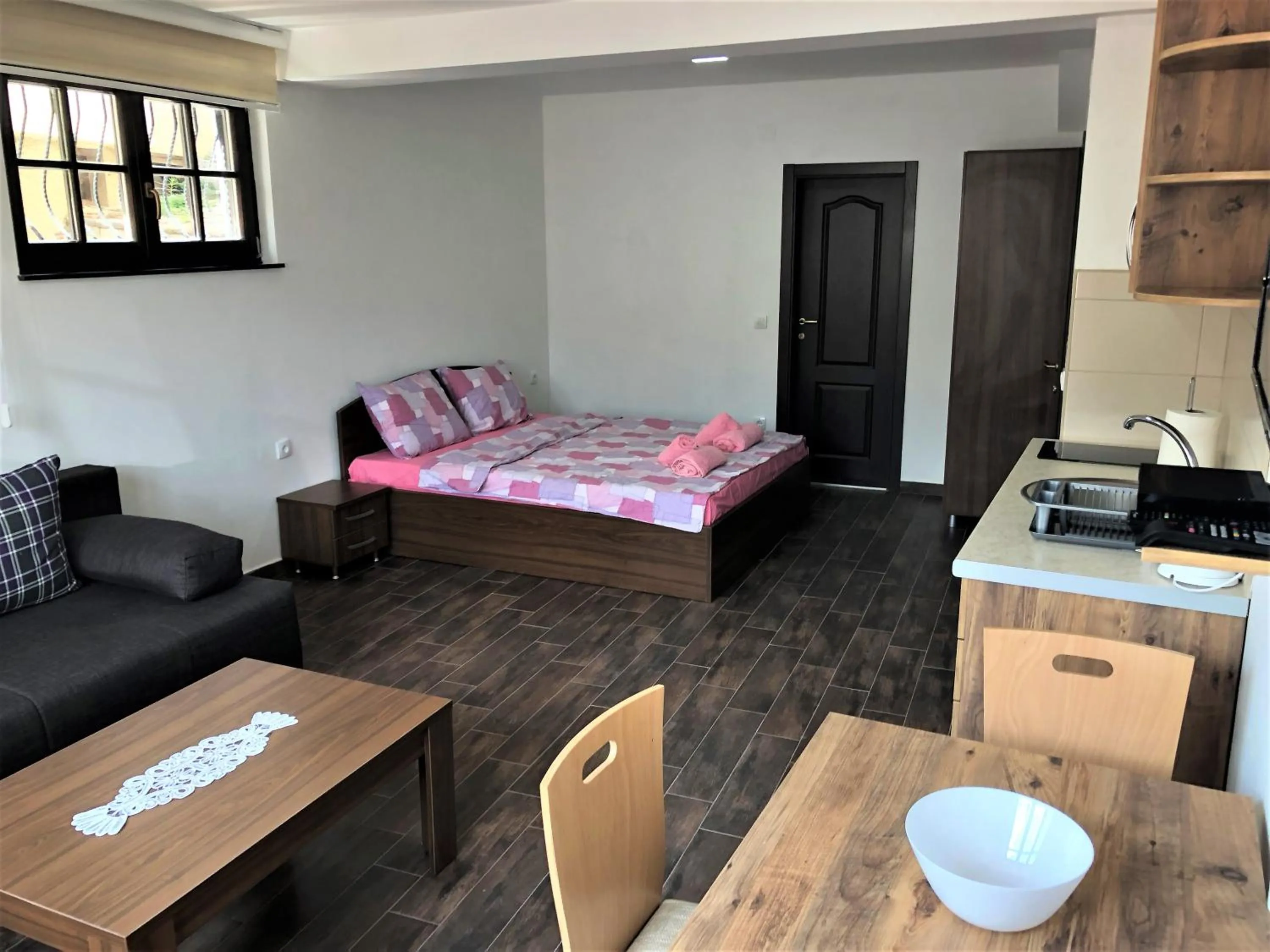 Photo of the whole room, Bed in Villa Helena