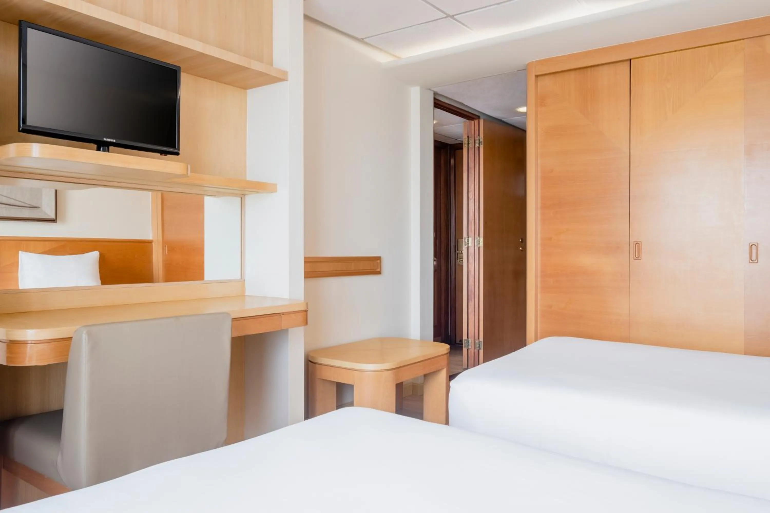 Bedroom, Bed in Grand Amazon Expedition - All Inclusive