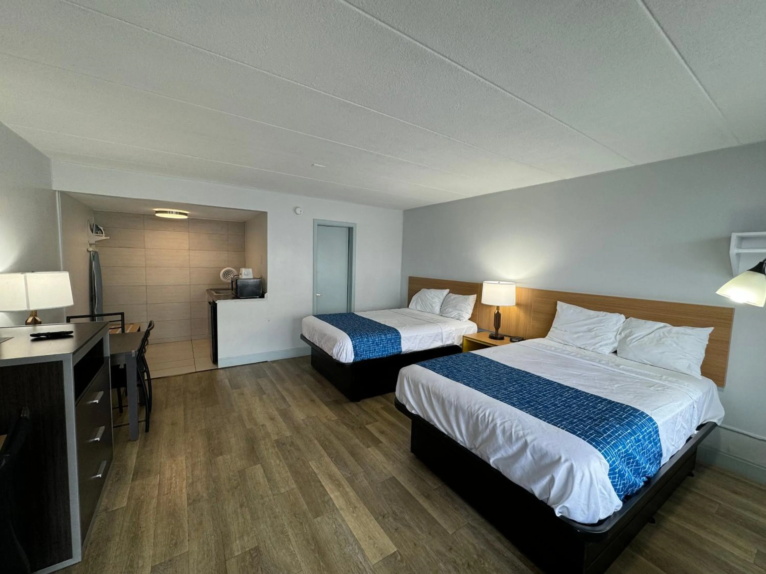 Deluxe Double Studio with Two Double Beds - Non-Smoking in Travelodge by Wyndham Virginia Beach