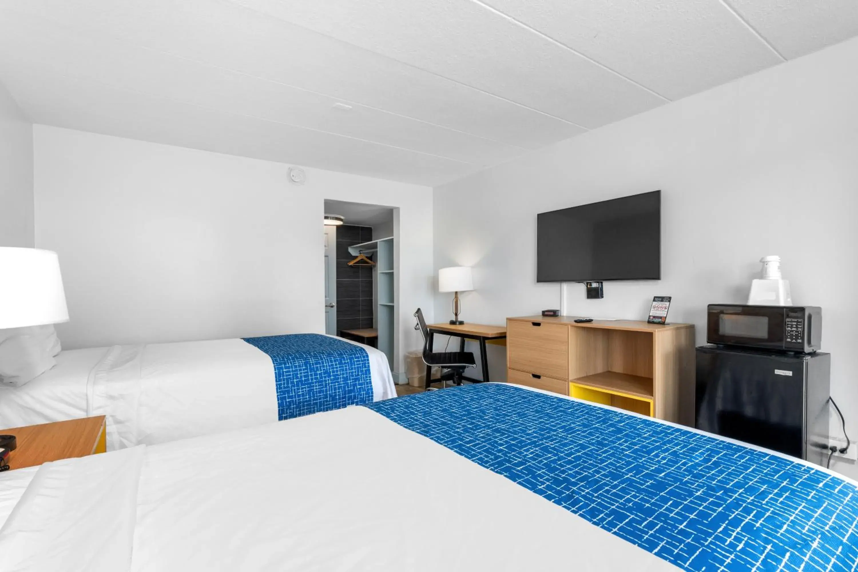 Bedroom in Travelodge by Wyndham Virginia Beach Bedroom in Travelodge by Wyndham Virginia Beach