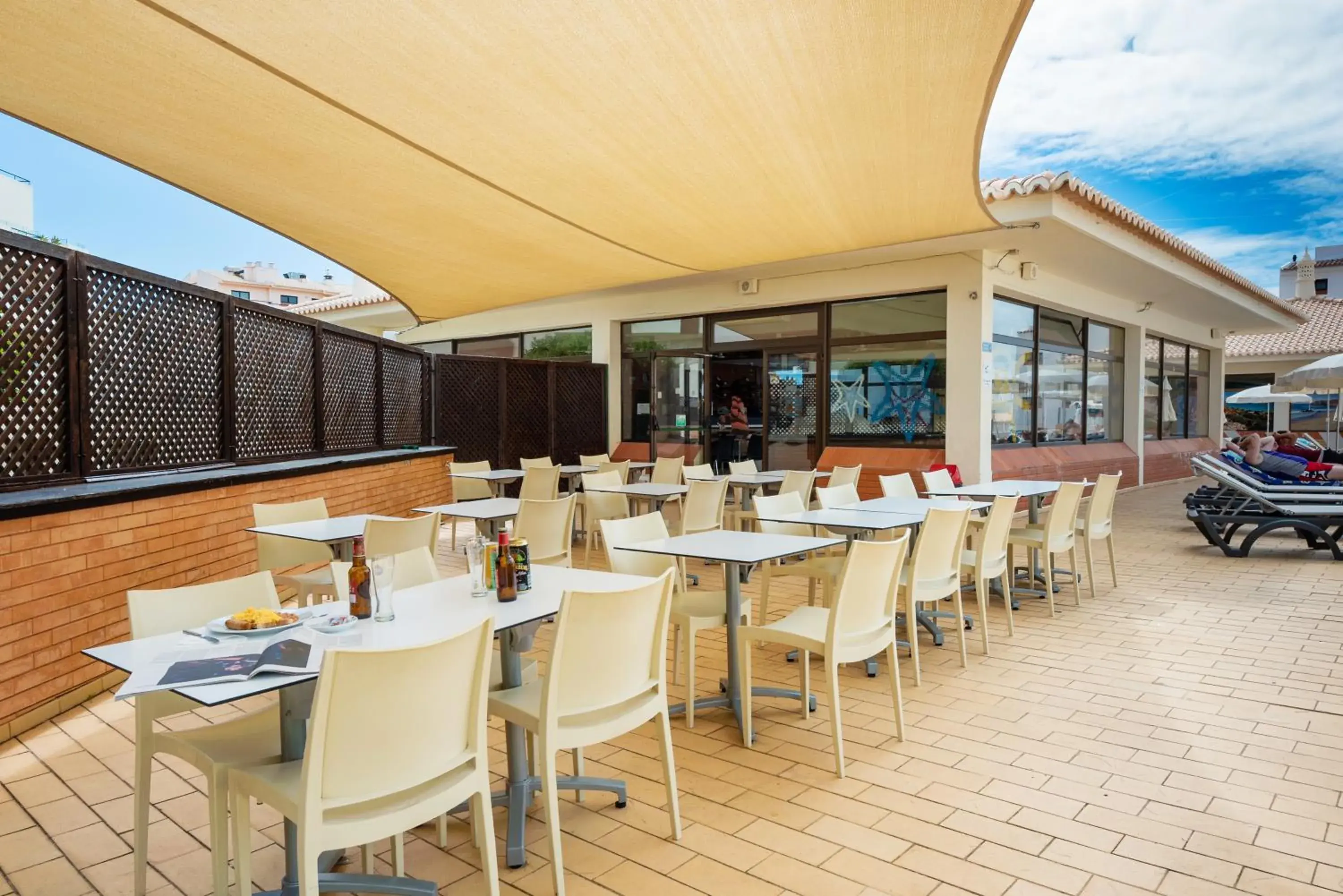 Restaurant/places to eat in Oceanus Aparthotel Restaurant/places to eat in Oceanus Aparthotel