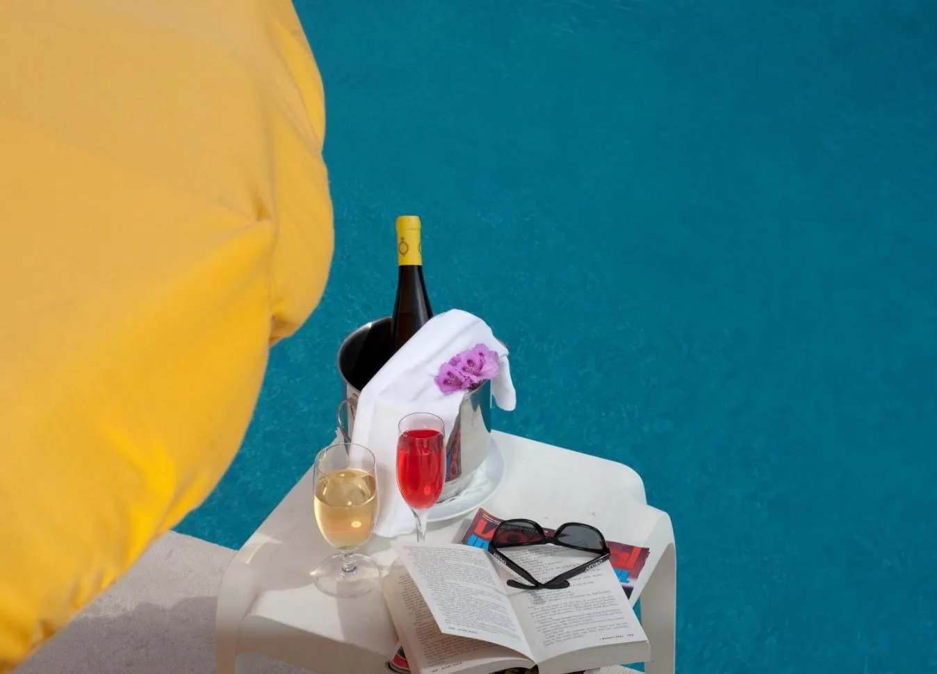 Food and drinks in Oceanus Aparthotel