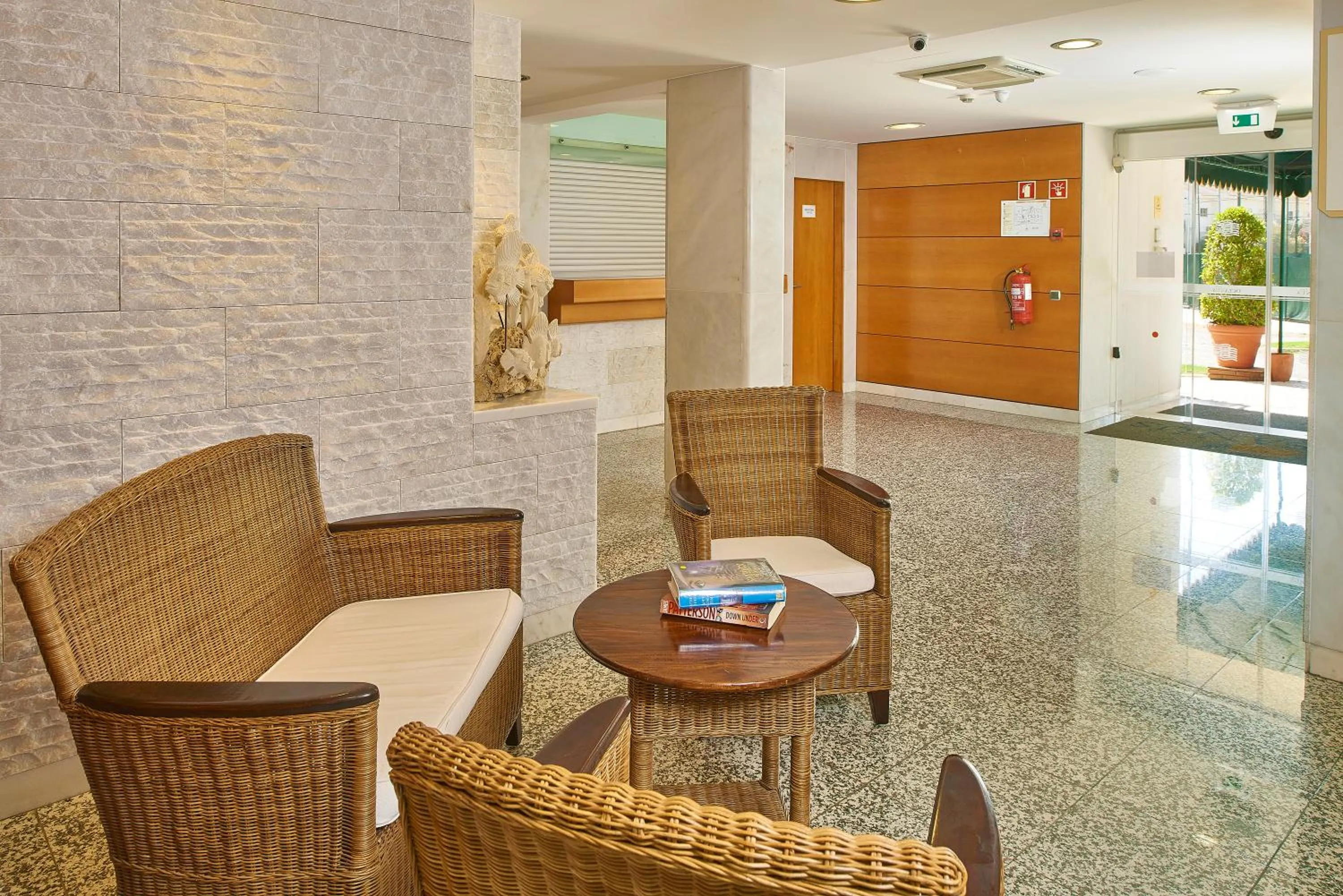 Area and facilities in Oceanus Aparthotel