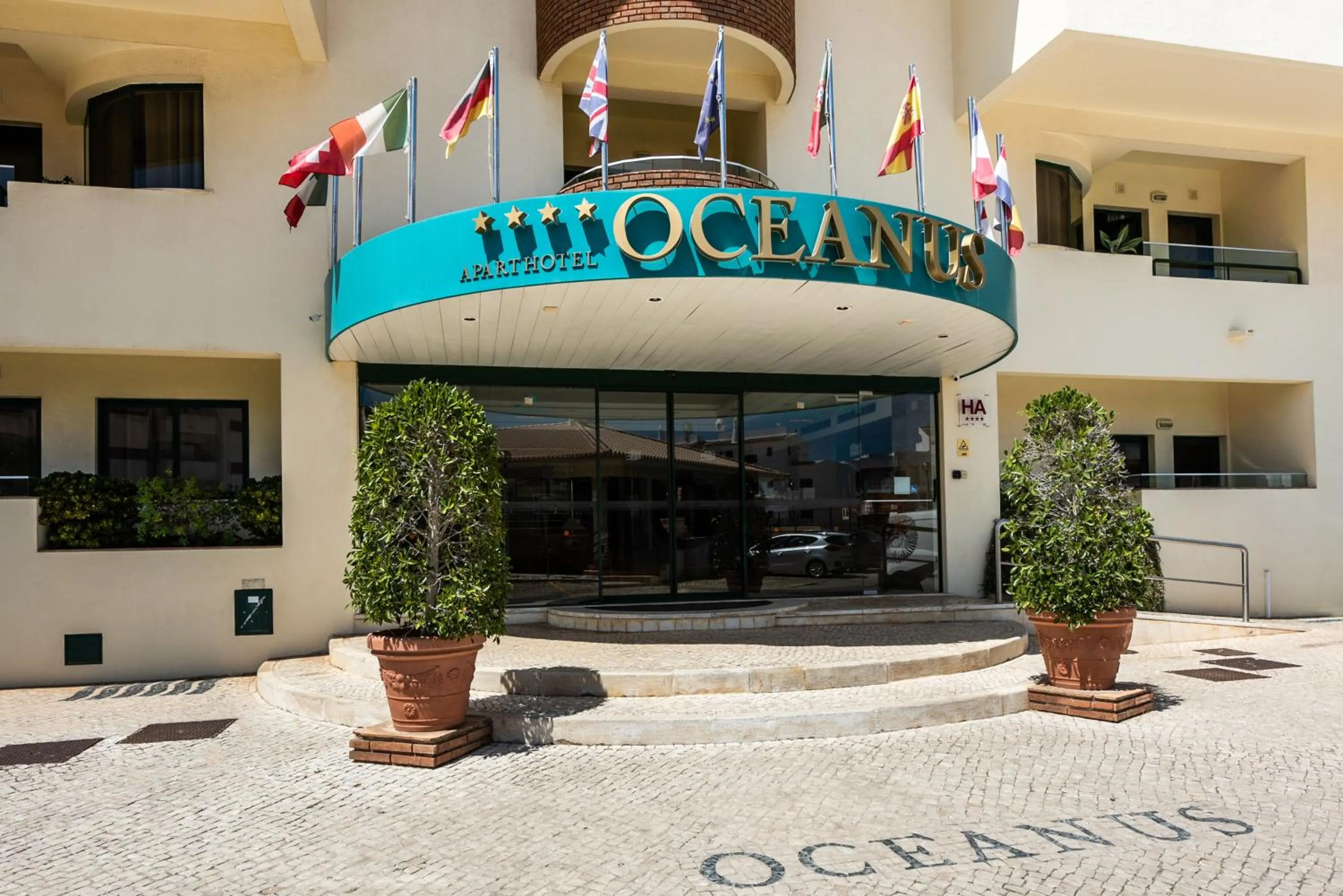 Property building in Oceanus Aparthotel