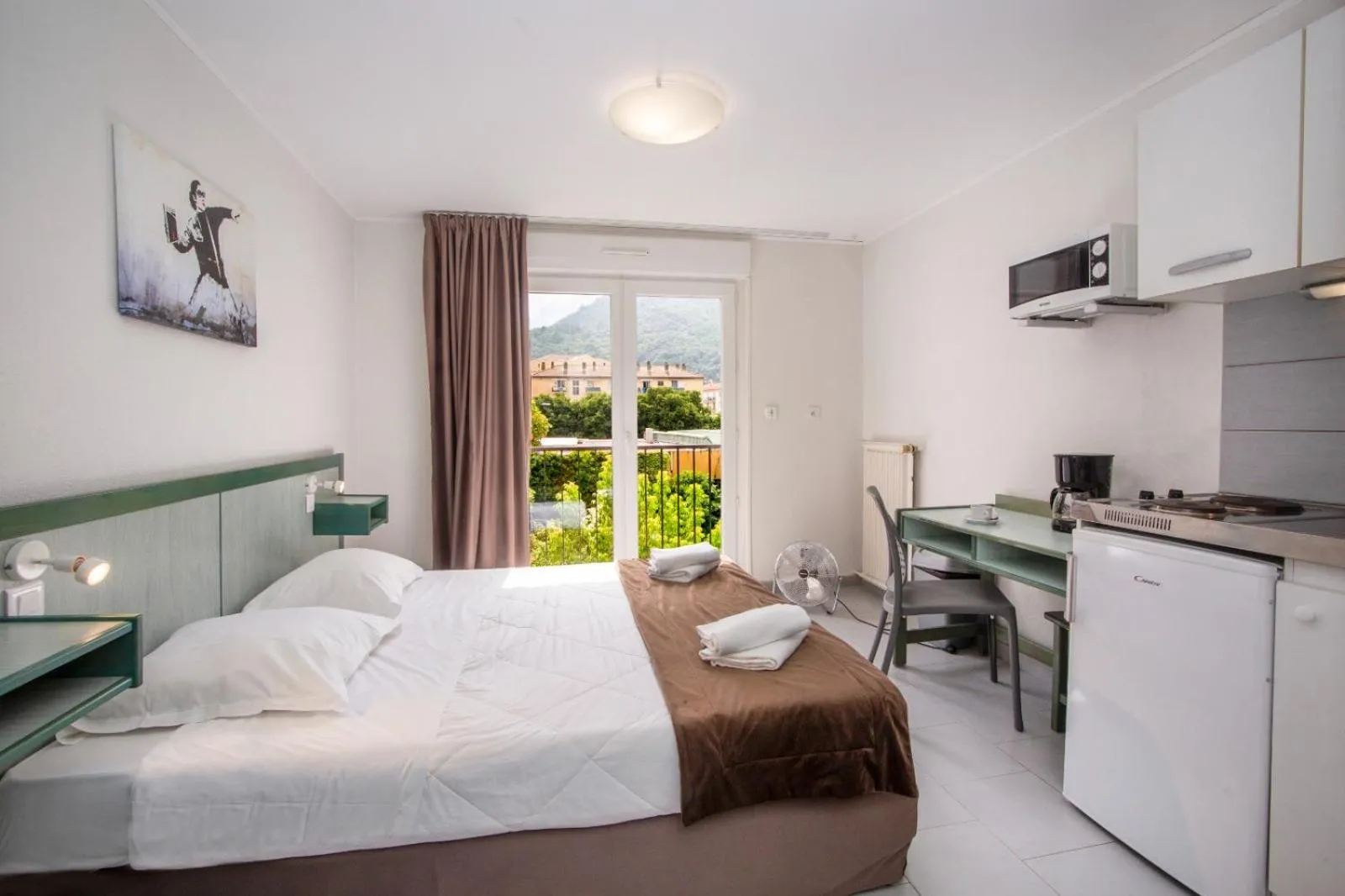 Bed in Appart Hotel Corte HR