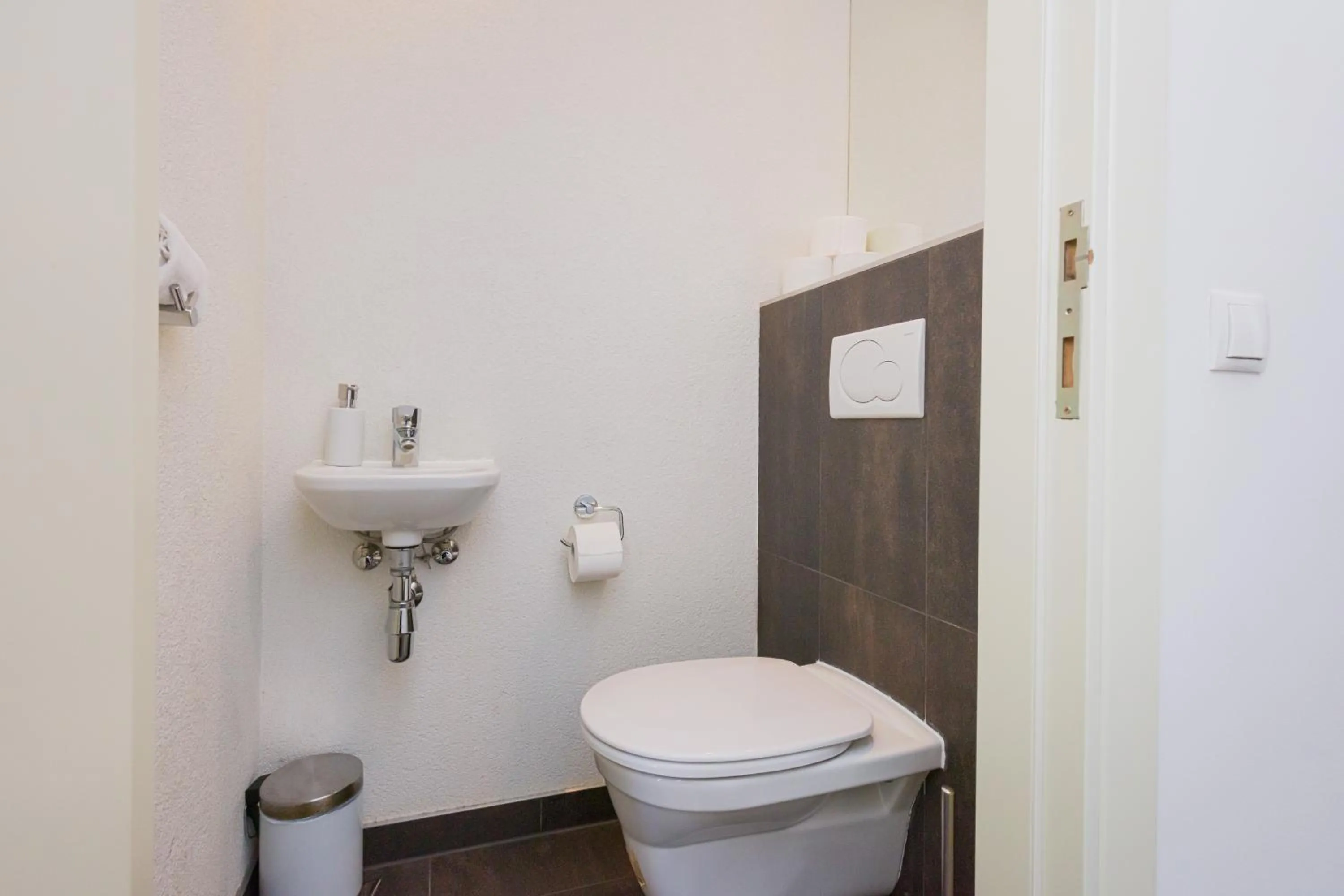 Toilet in RAFAEL KAISER - Premium Apartments - Contactless Check-In