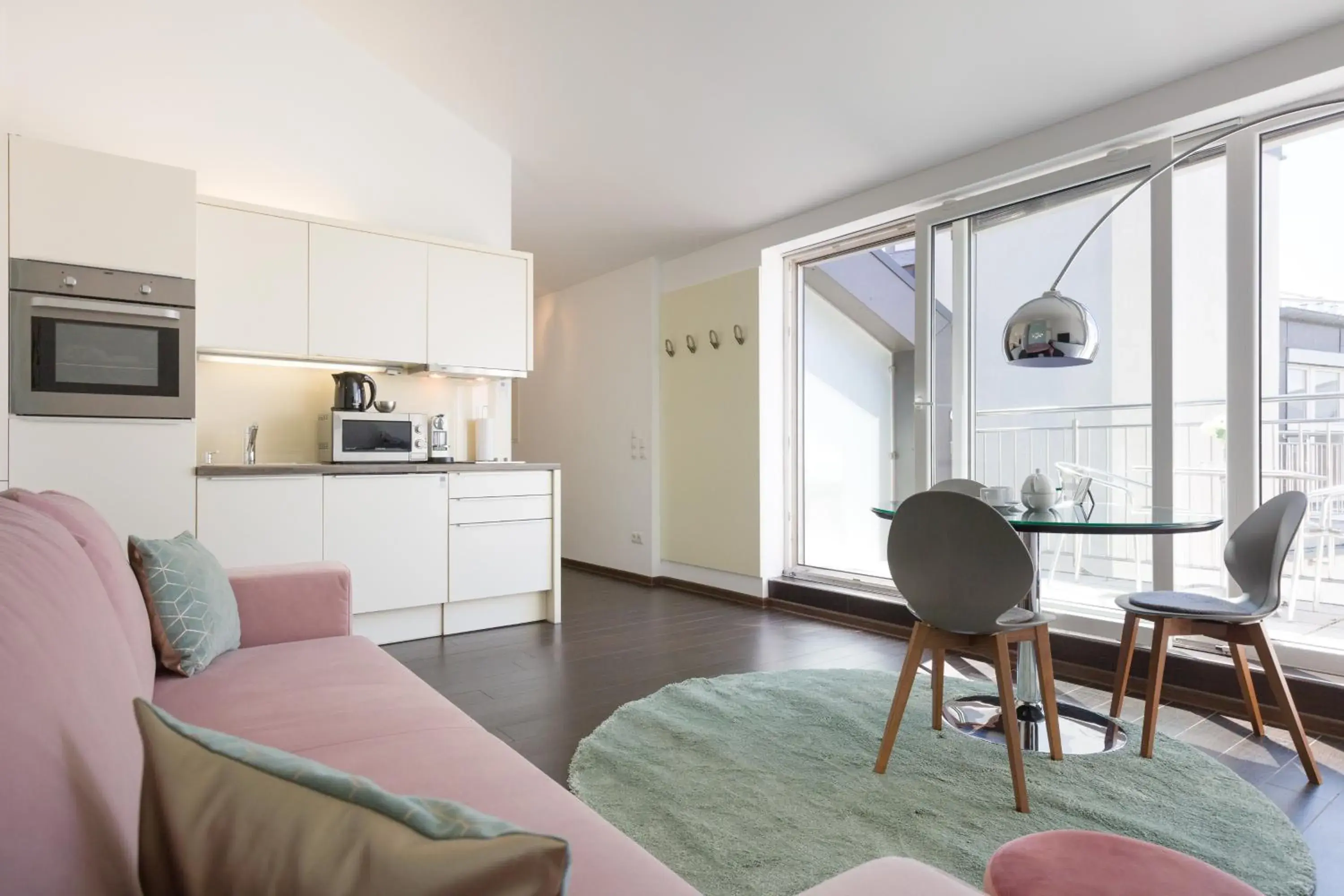 Kitchen or kitchenette in RAFAEL KAISER - Premium Apartments - Contactless Check-In Kitchen or kitchenette in RAFAEL KAISER - Premium Apartments - Contactless Check-In