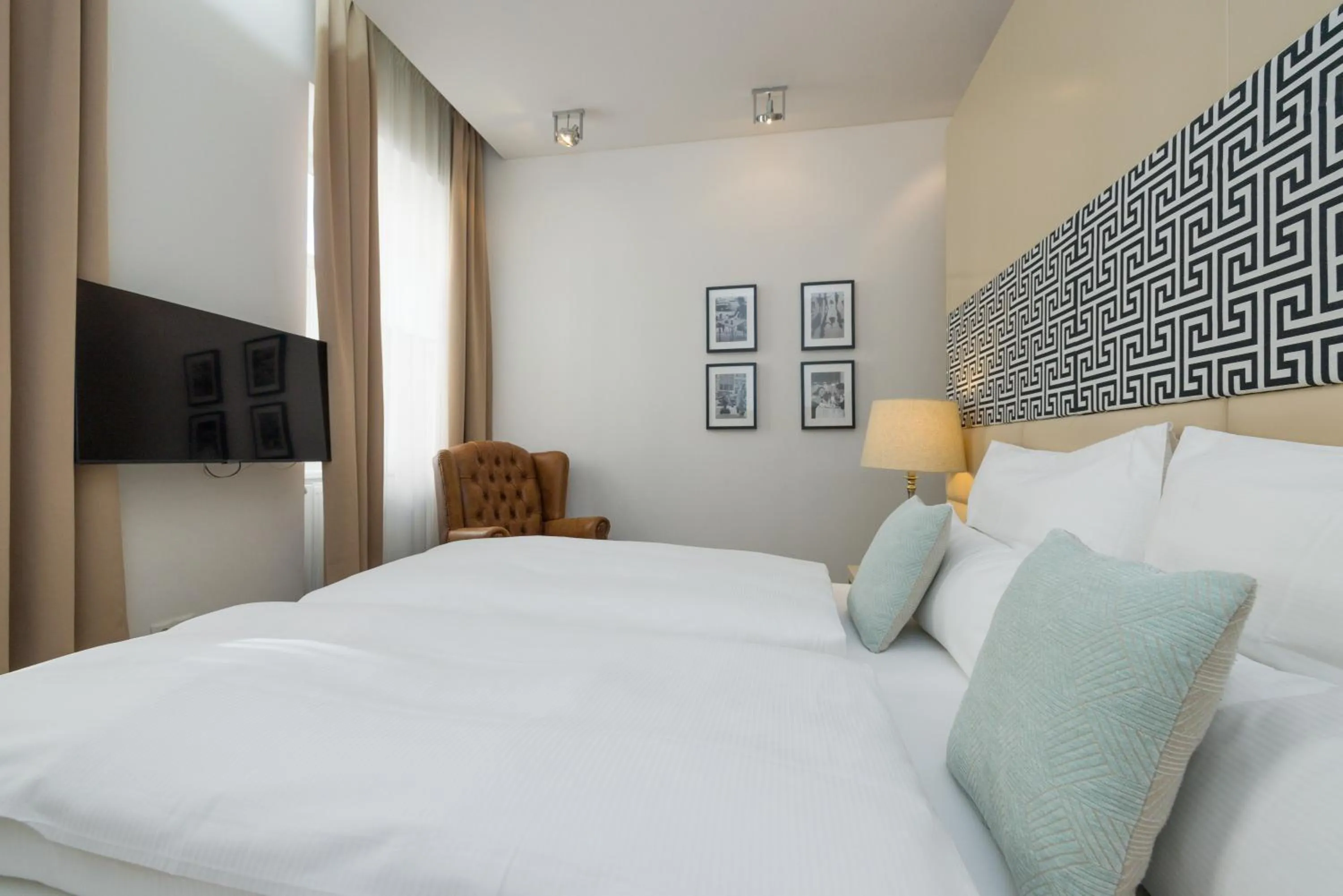 Bed in RAFAEL KAISER - Premium Apartments - Contactless Check-In