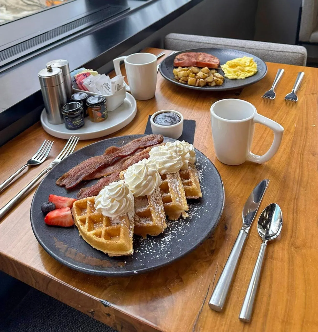 Breakfast in Renaissance Toledo Downtown Hotel