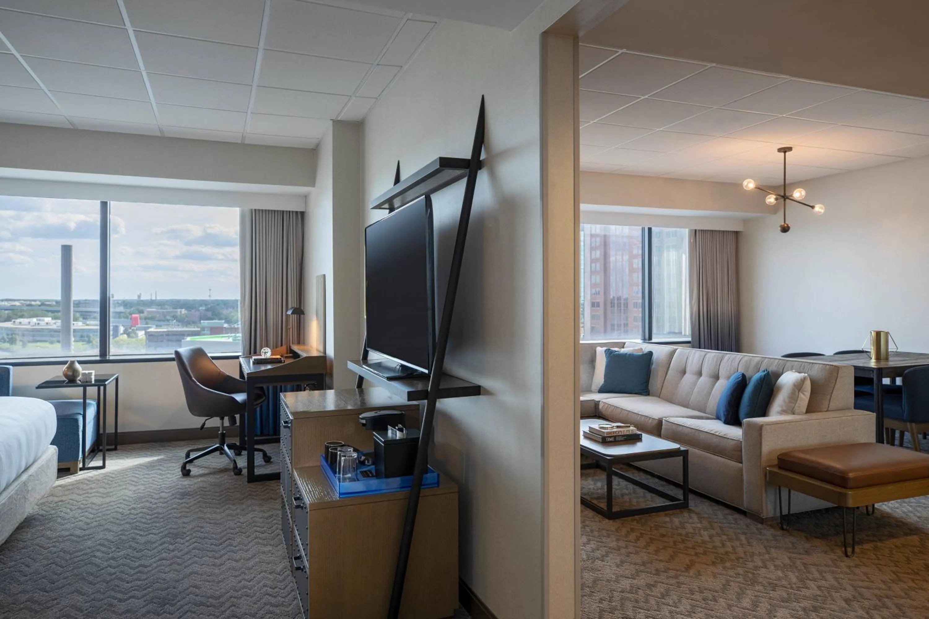 Photo of the whole room in Renaissance Toledo Downtown Hotel