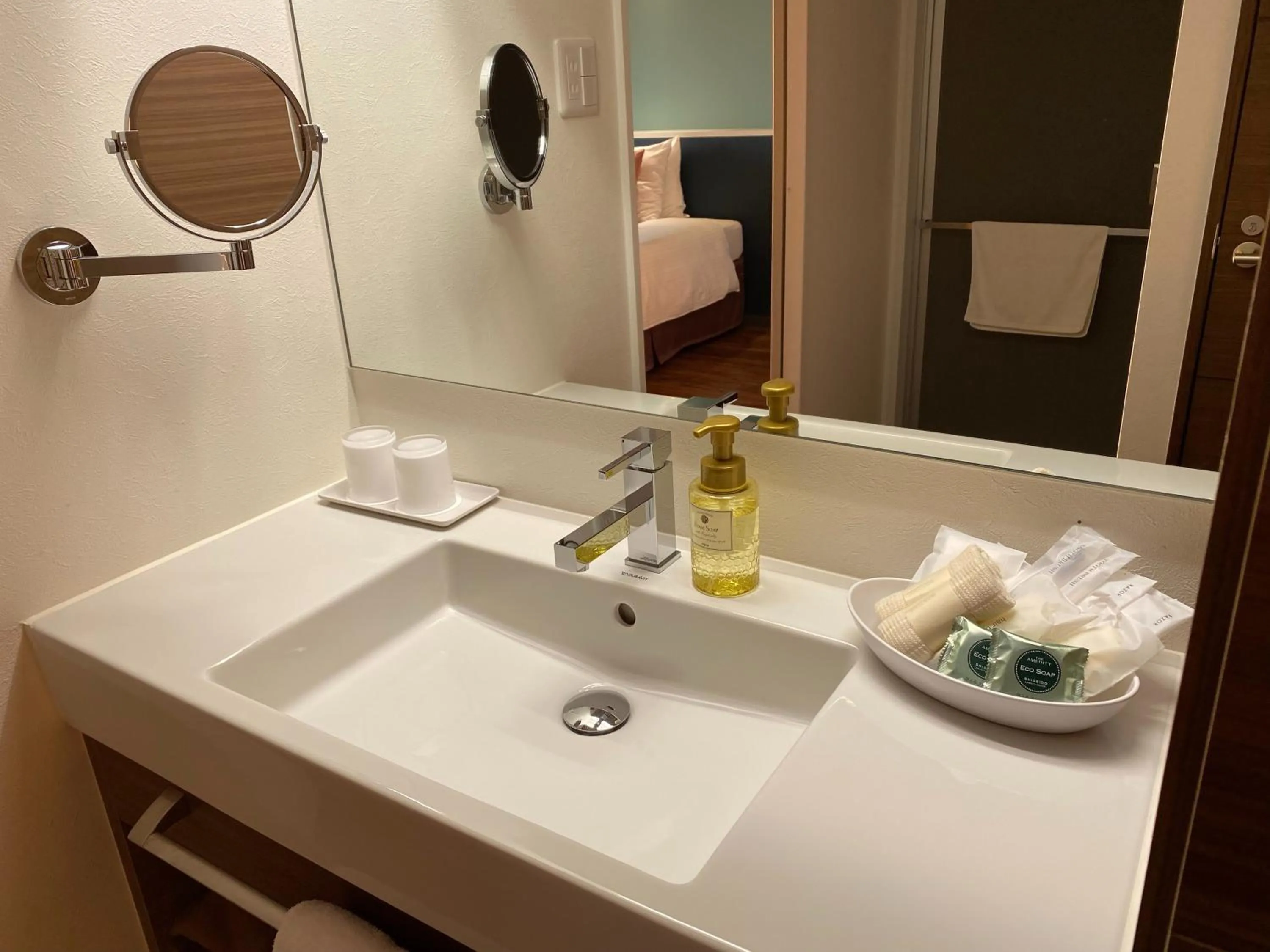 Bathroom in Sunset Beach Hotel