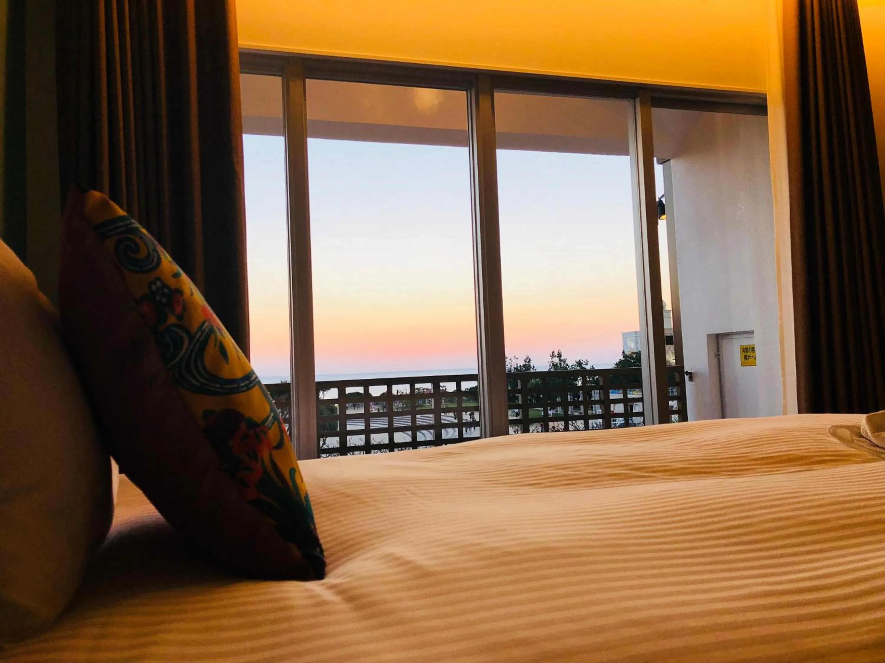 View (from property/room), Bed in Sunset Beach Hotel