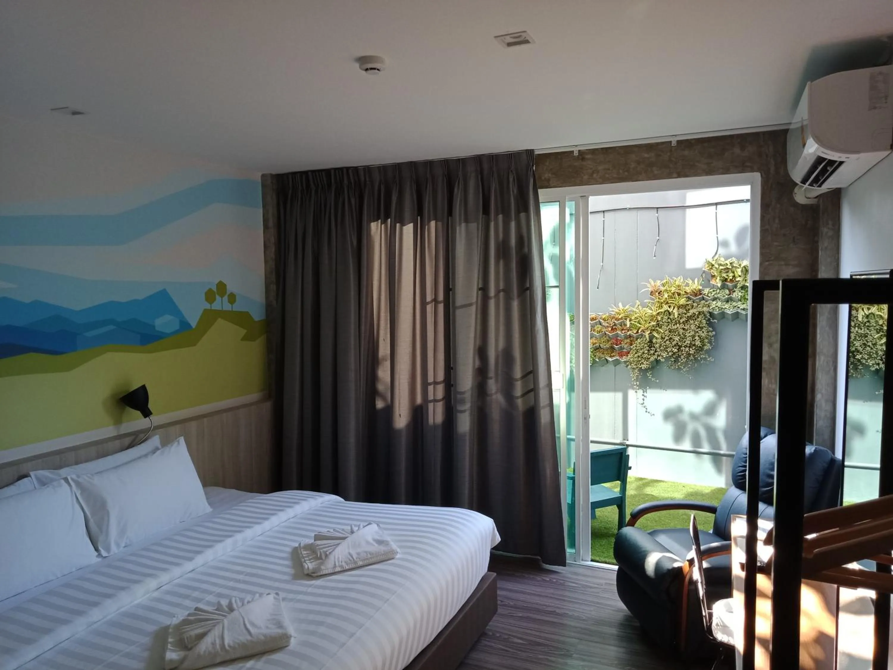 Double Room - Disability Access in Lana Beds & Space