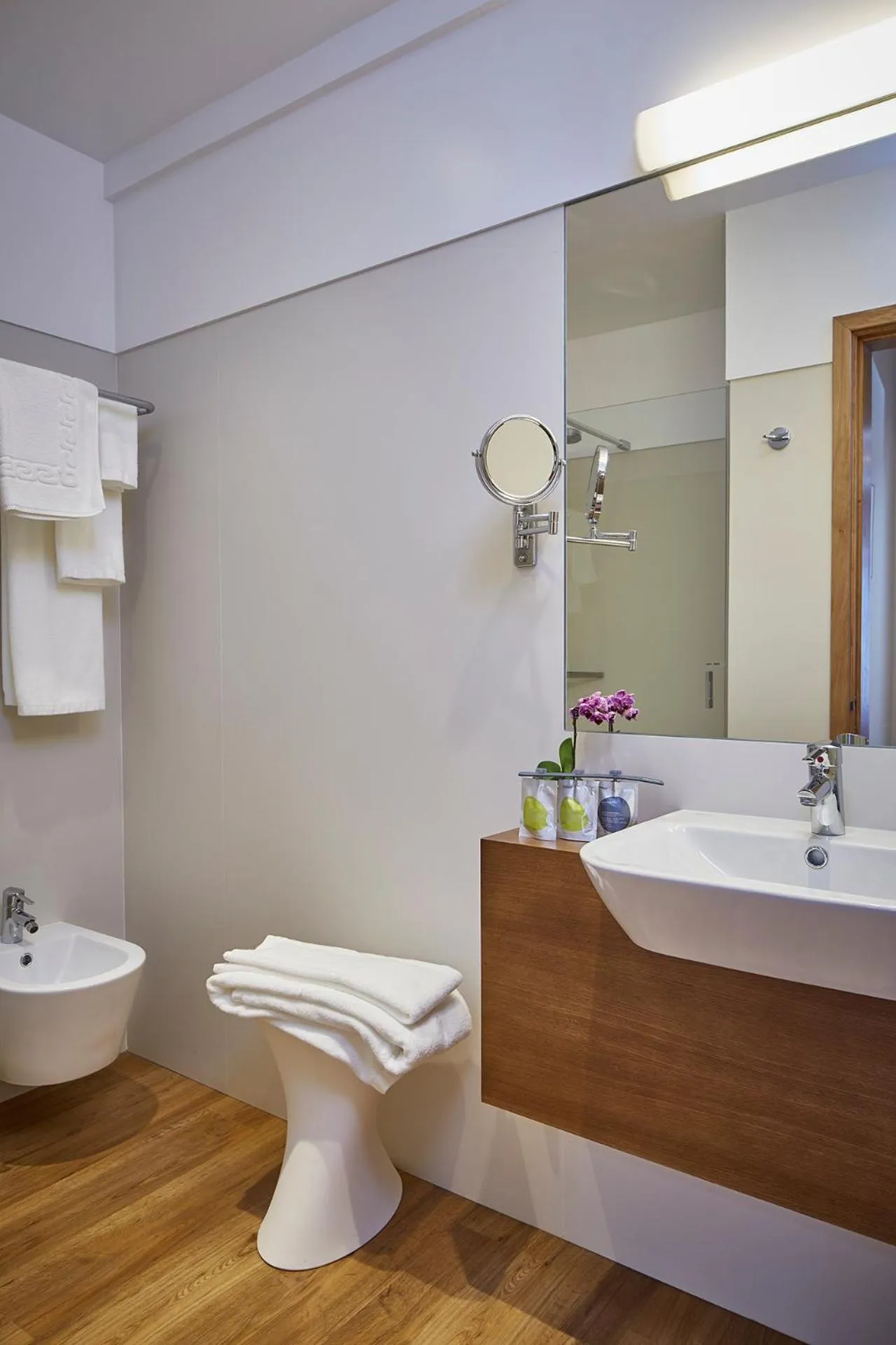 Toilet in Hotel das Salinas by Alboi Group