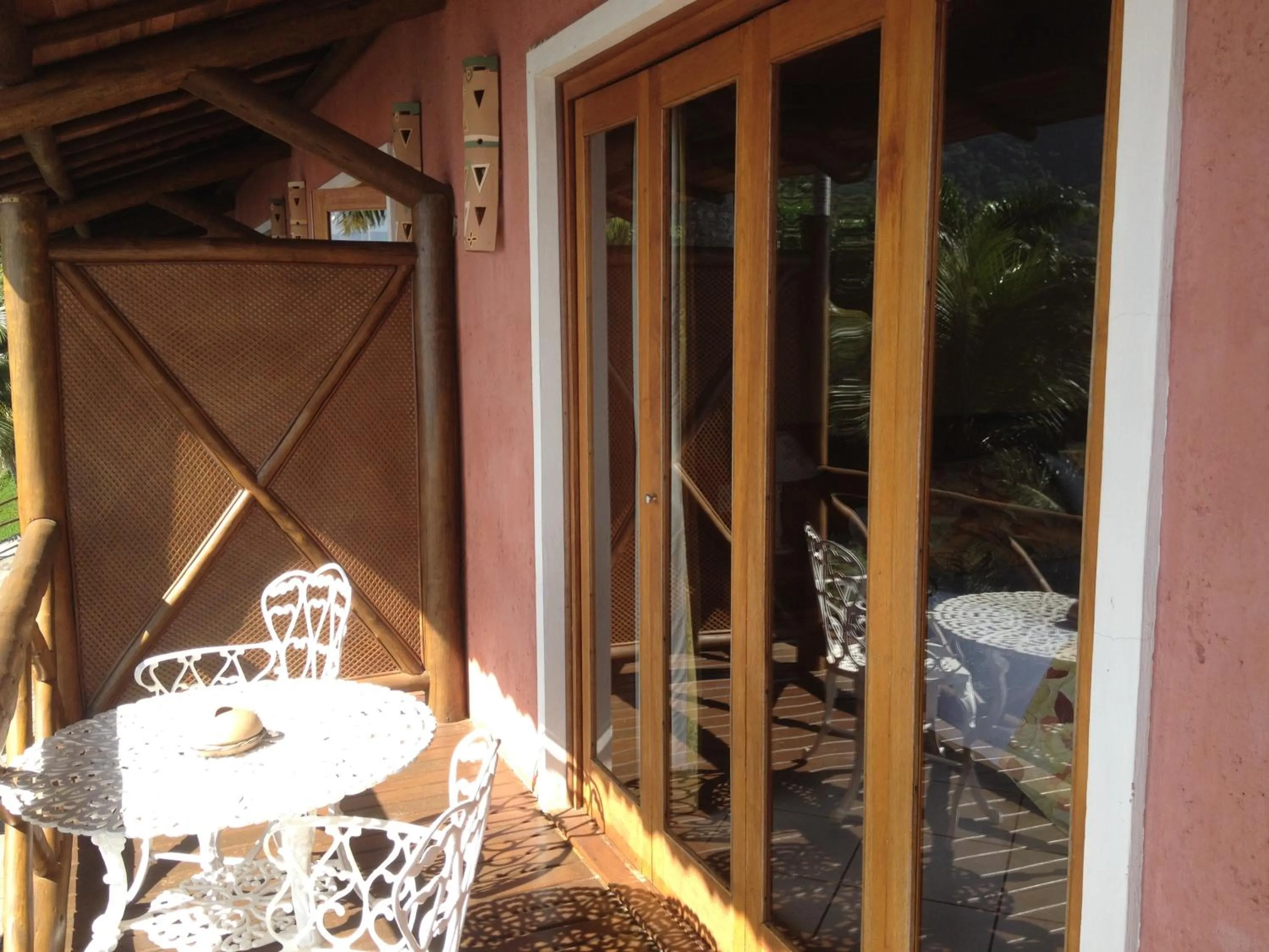 Balcony/Terrace in Pousada Singuitta - Ilhabela
