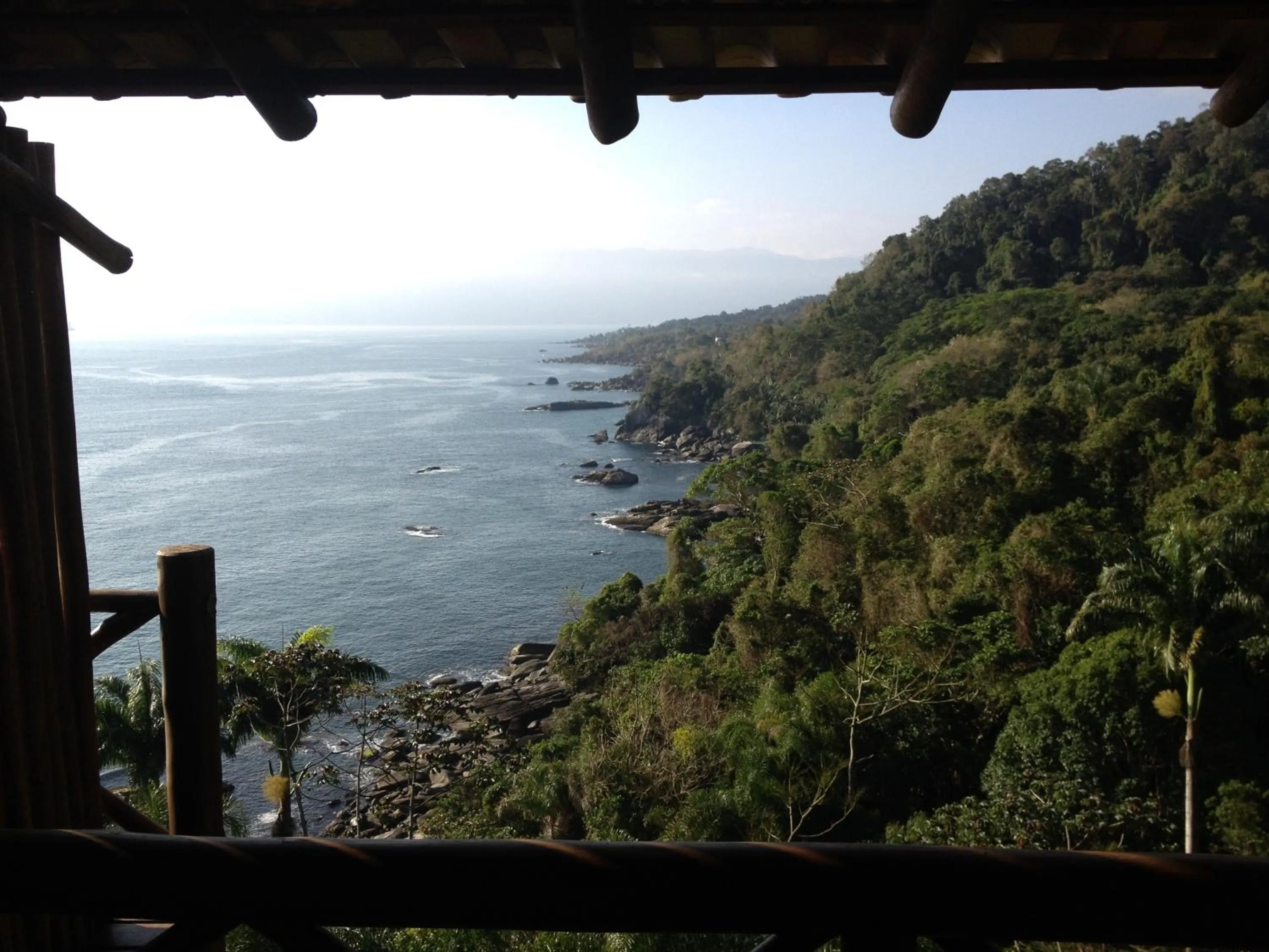 Mountain view in Pousada Singuitta - Ilhabela